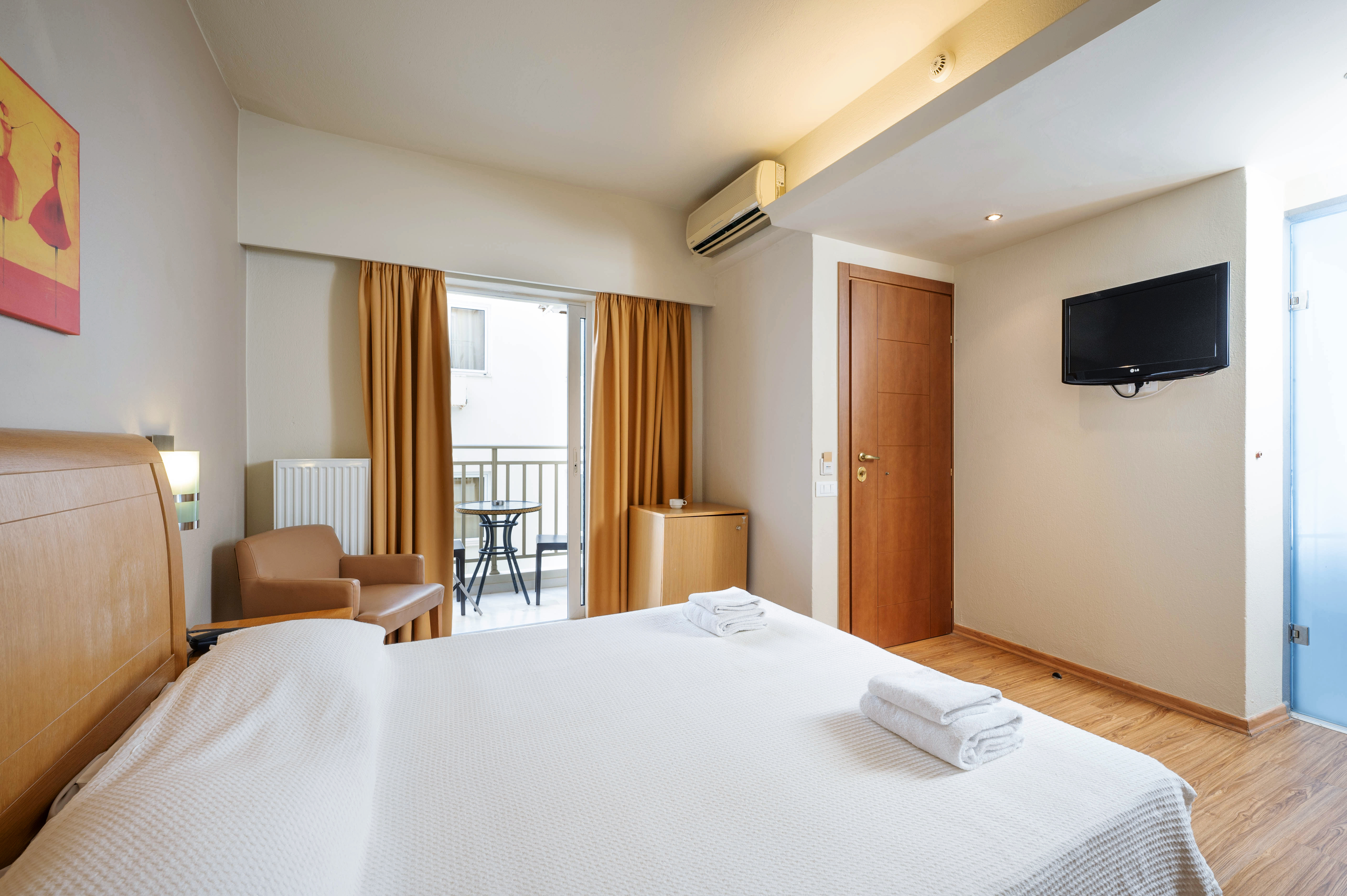 Double or Twin Standard