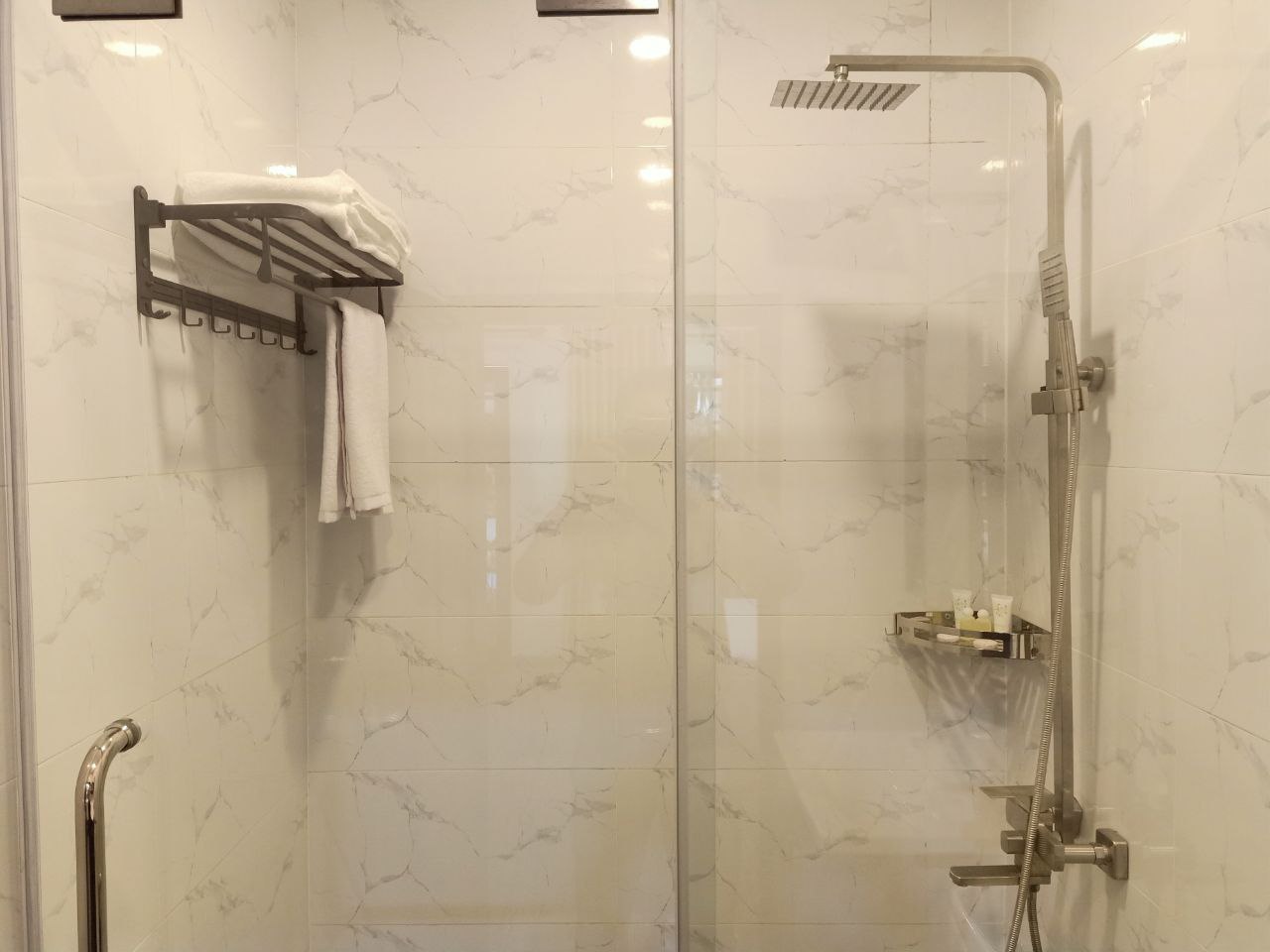 Double Superior Queen Bed