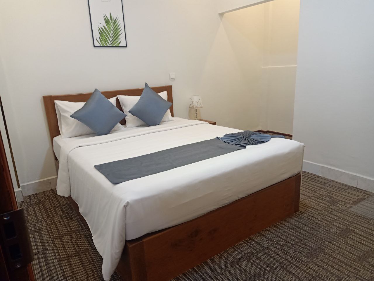 Double Superior Queen Bed