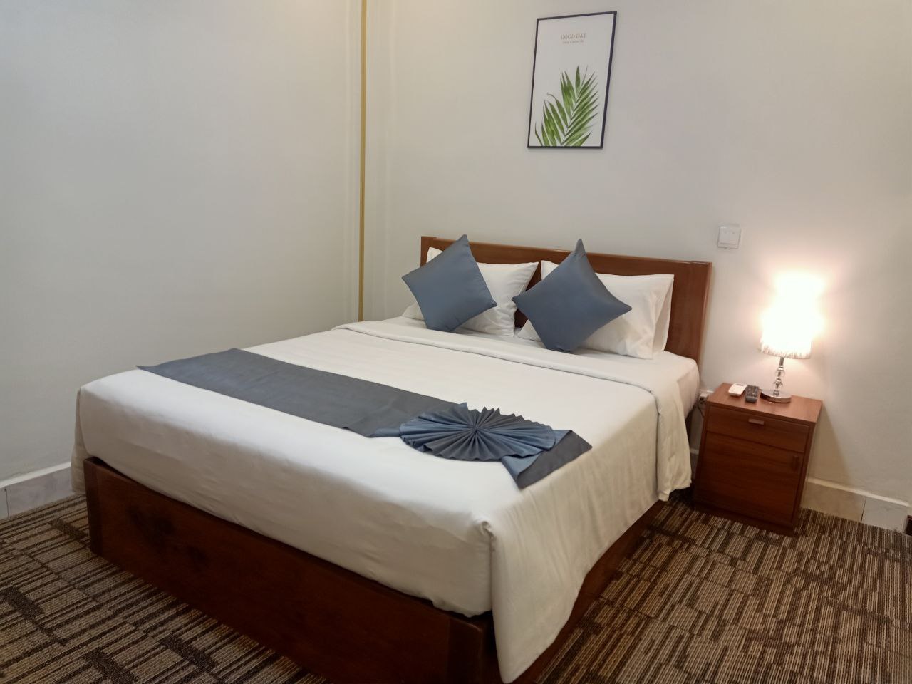 Double Superior Queen Bed