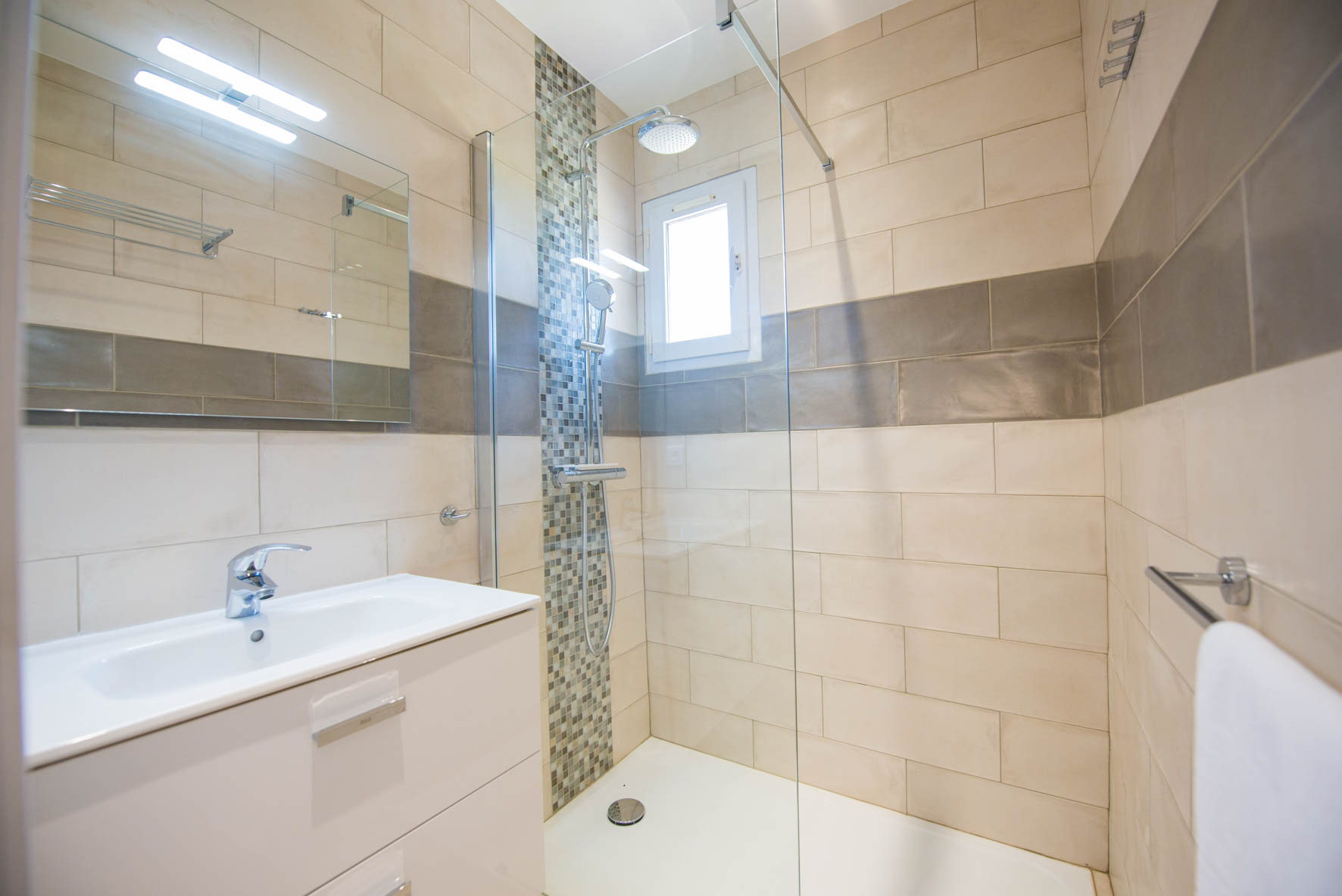 Quadruple with Terrace