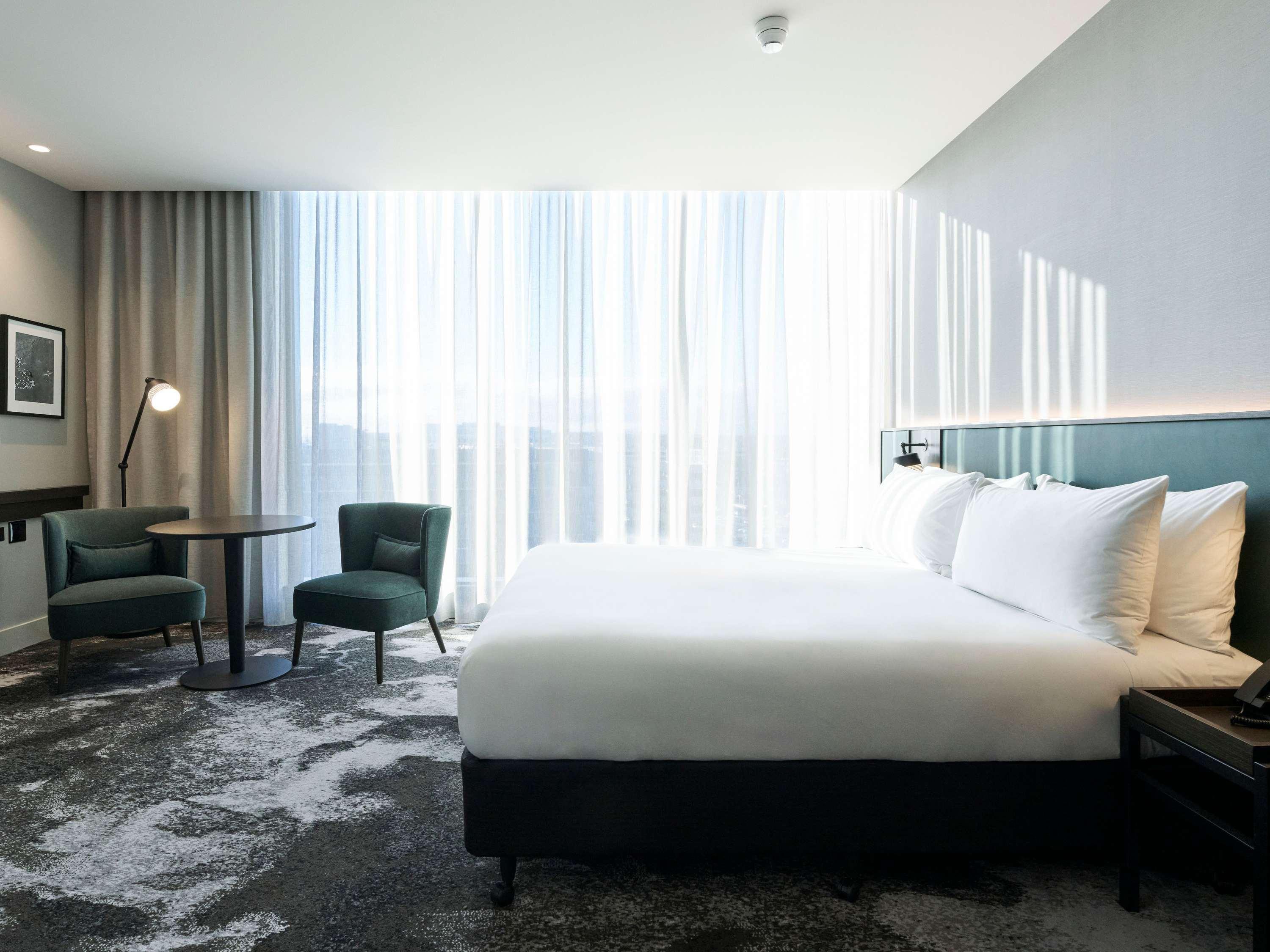 Double Accessible Superior