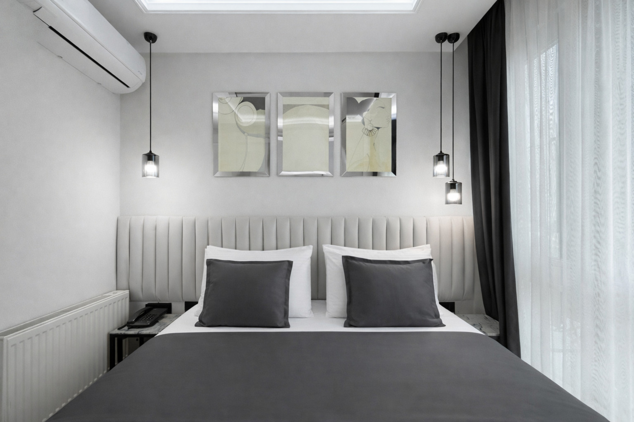 Single Deluxe One Bed