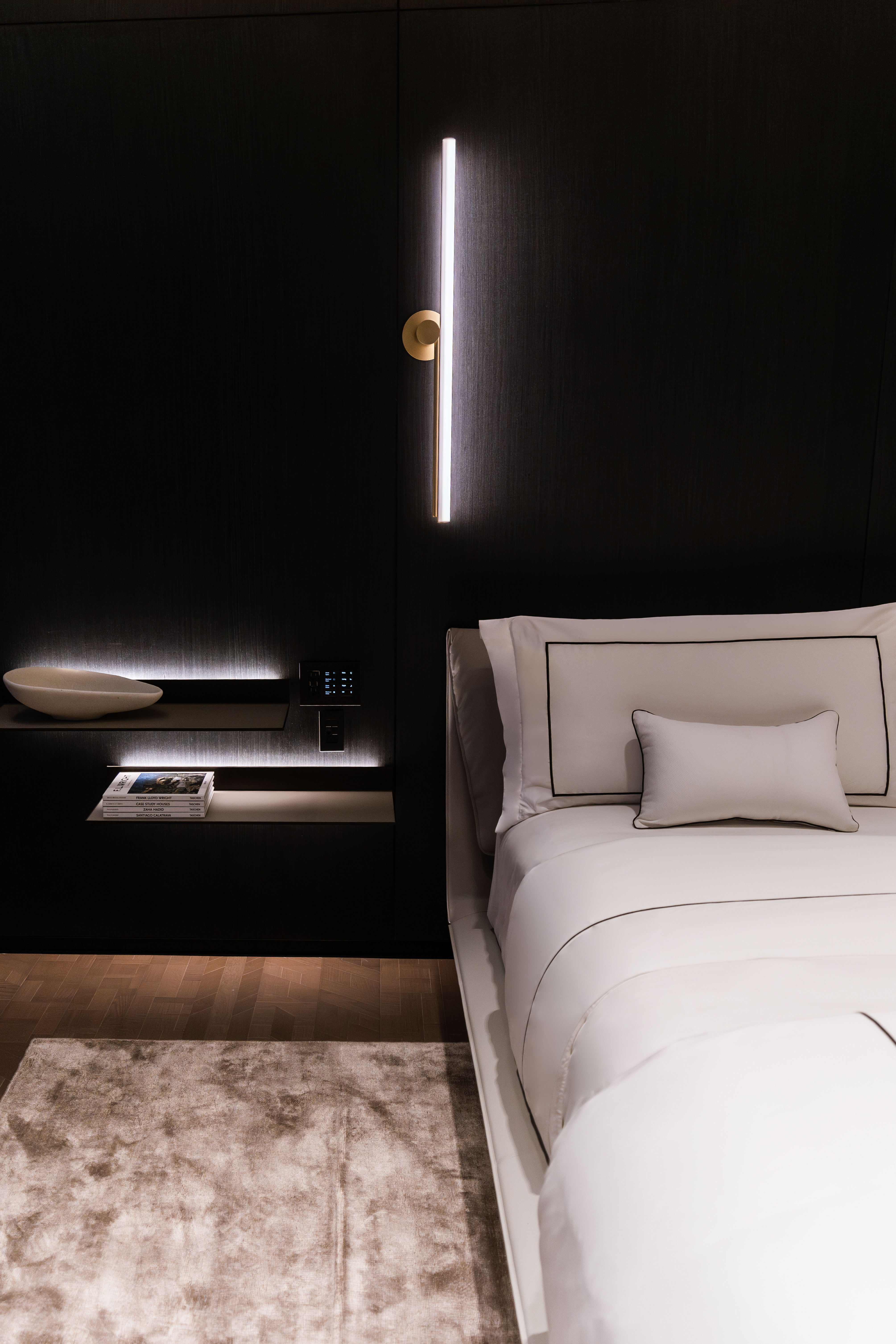 Suite Deluxe King Bed