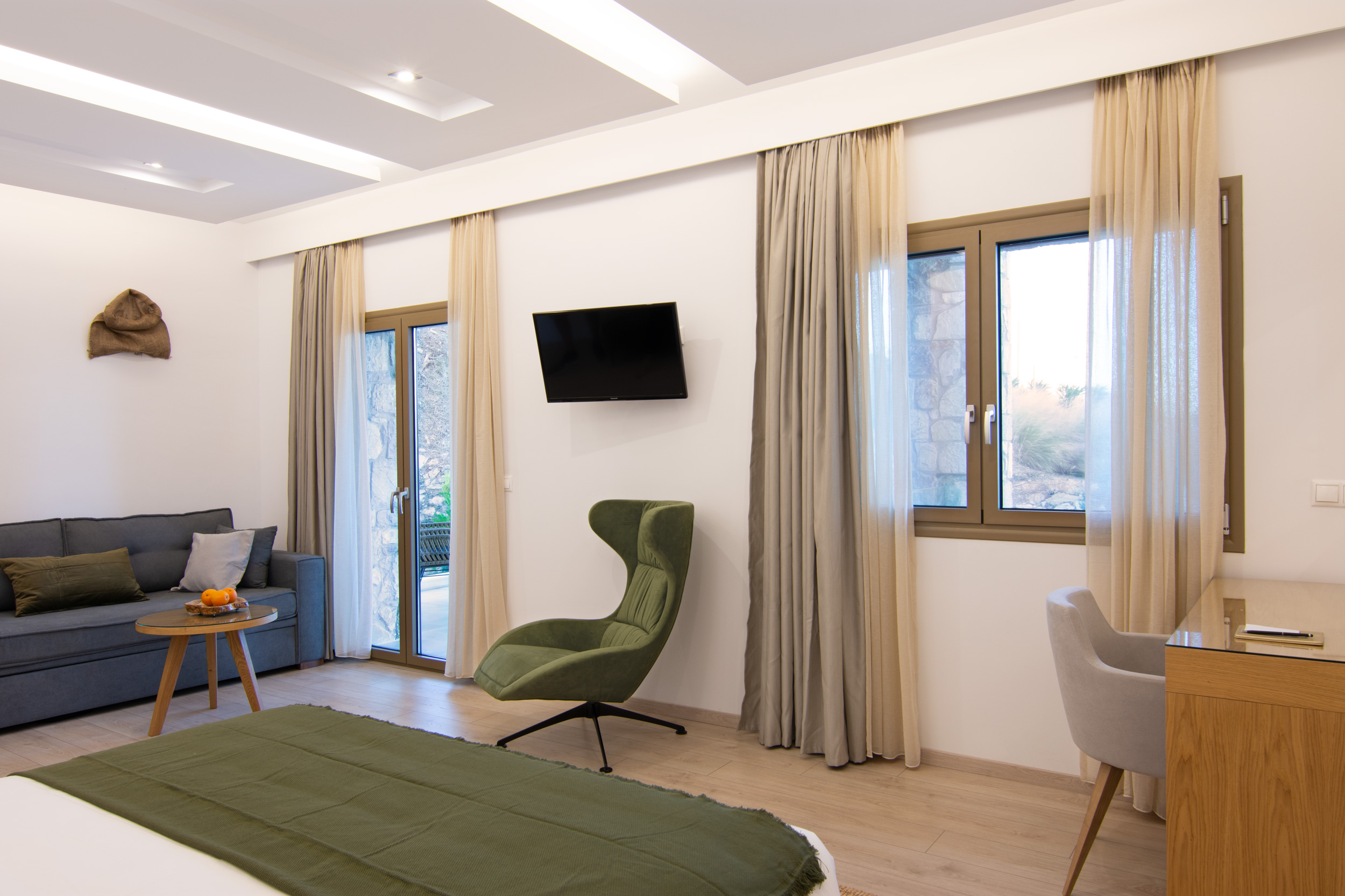 Quadruple Side Sea View