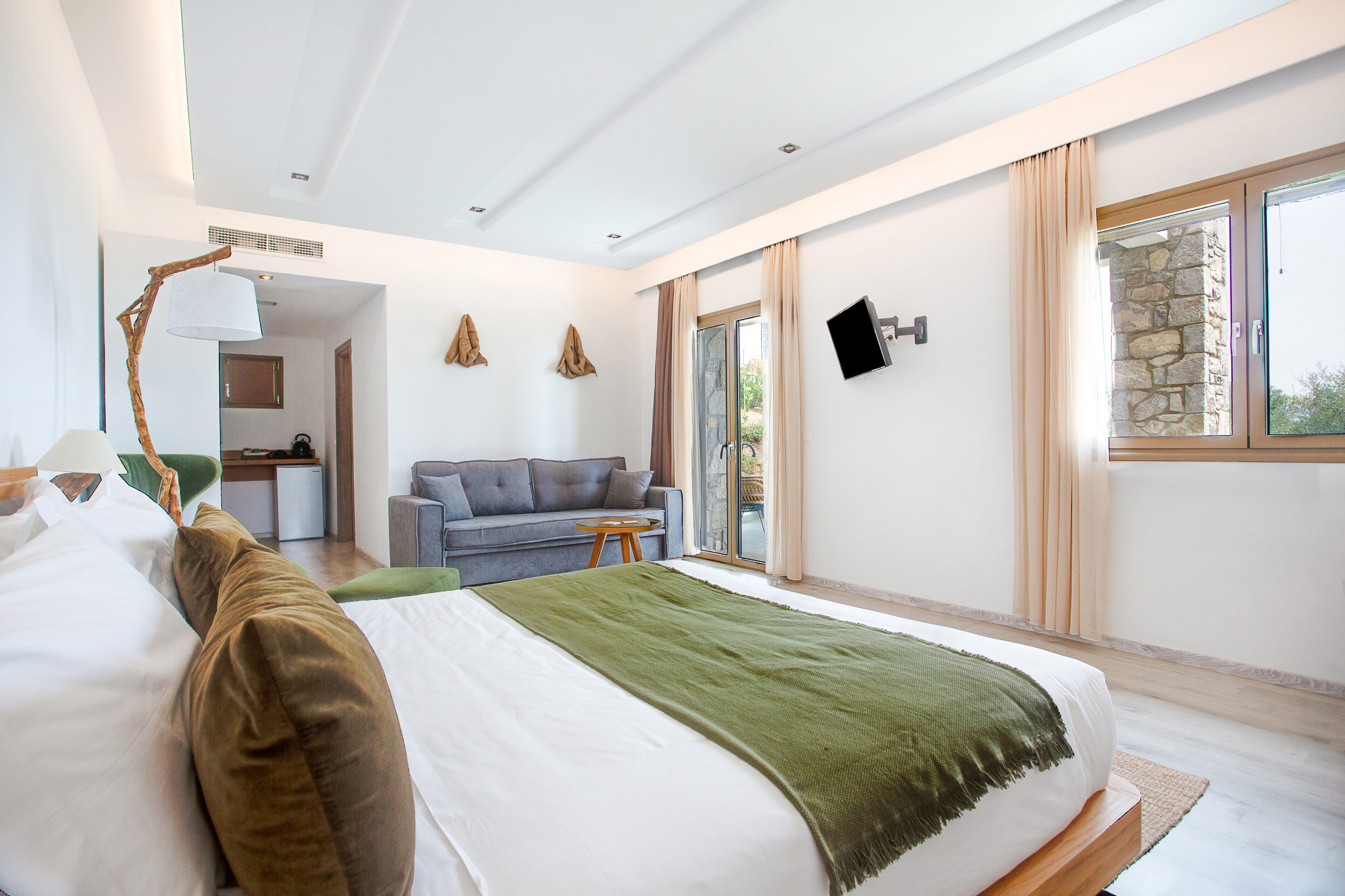 Quadruple Side Sea View