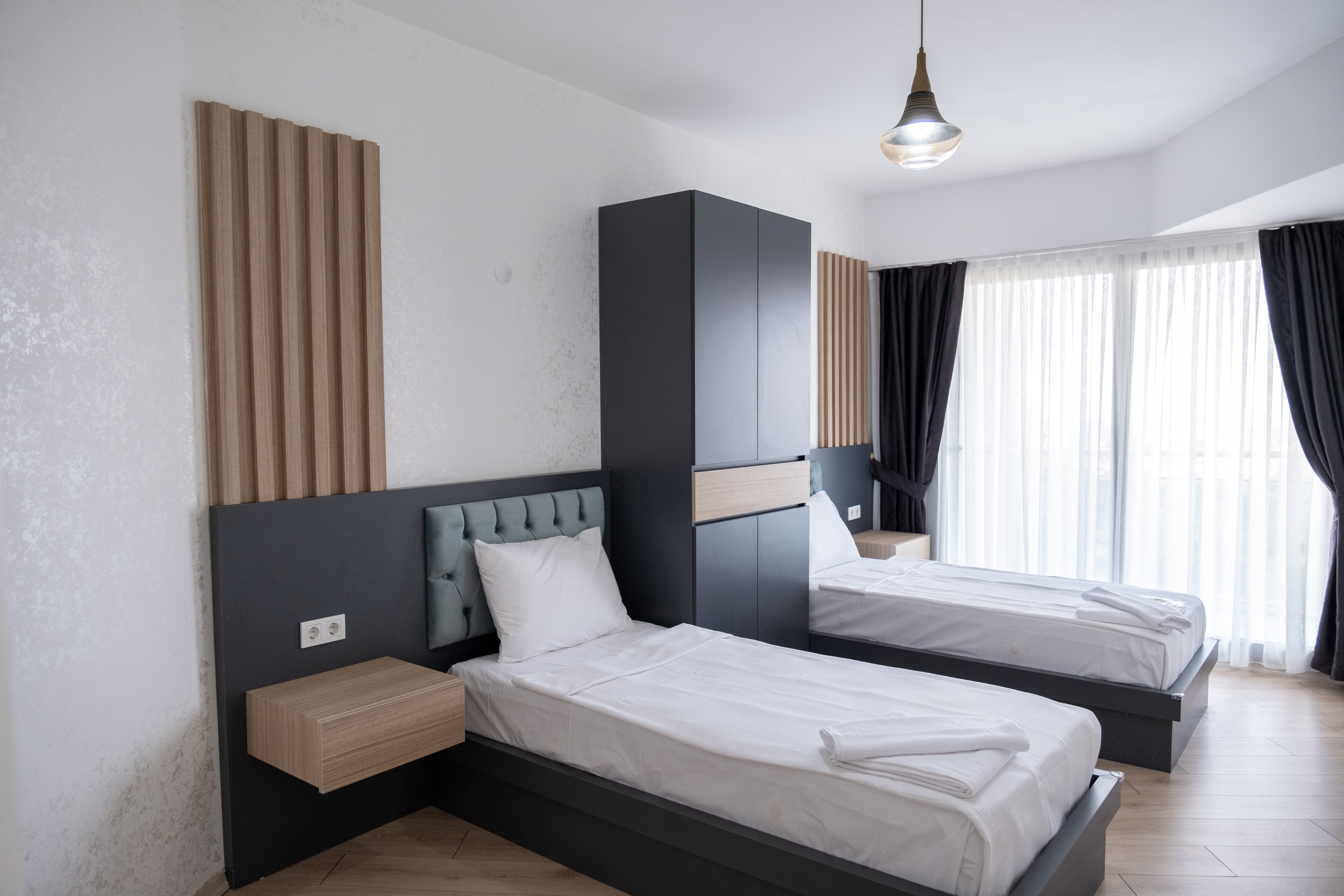 Suite Queen Size Bed