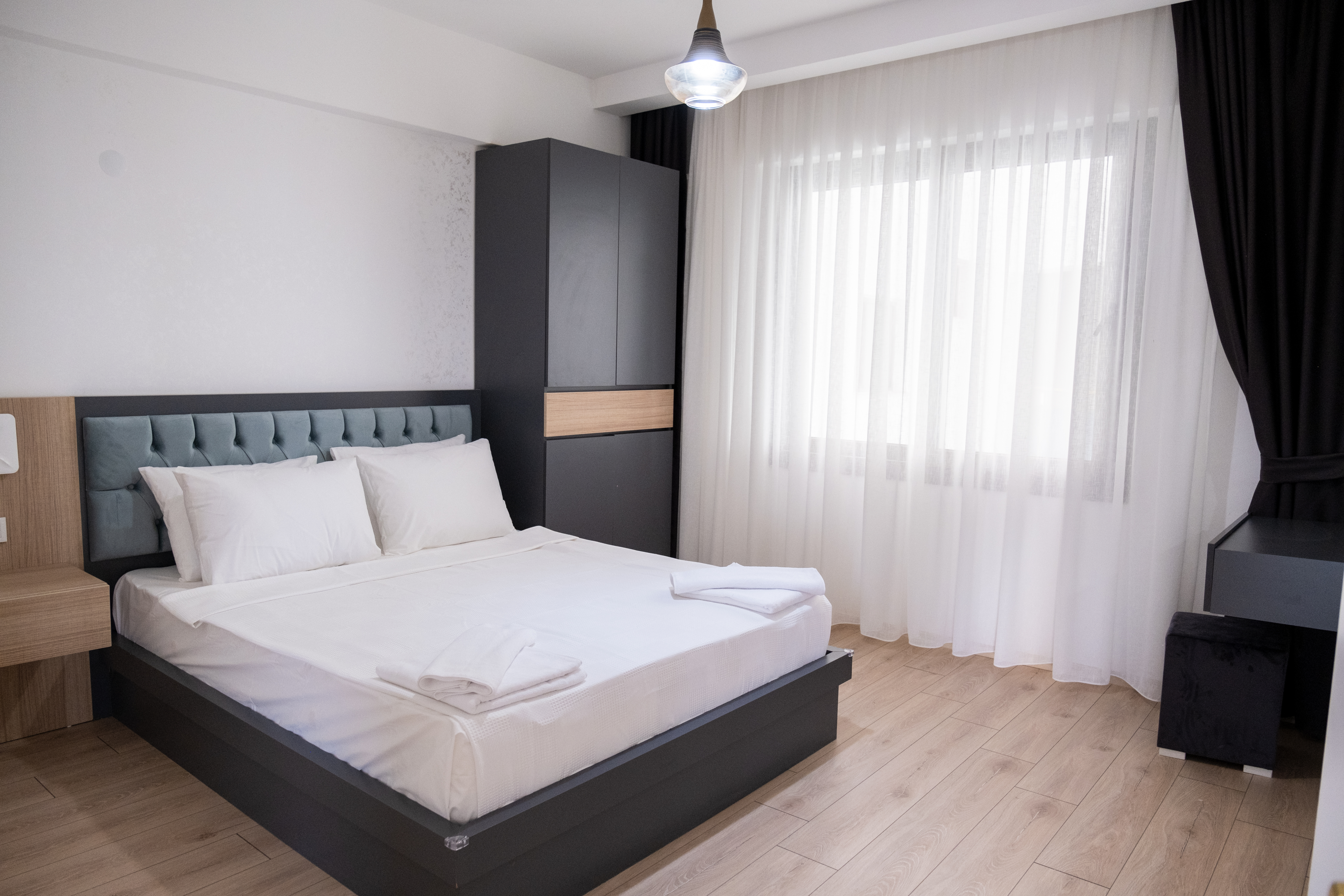 Suite Queen Size Bed