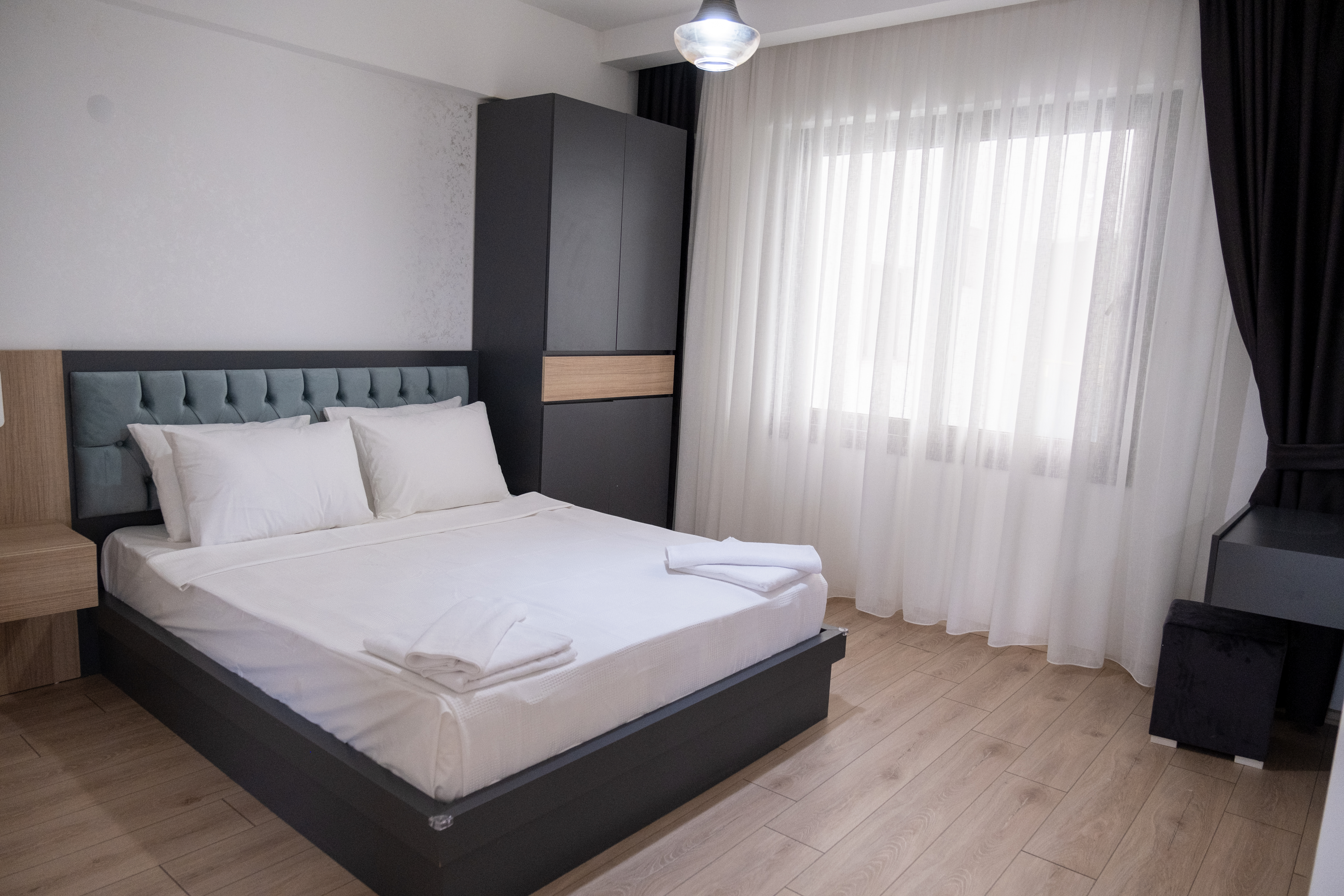 Suite Queen Size Bed