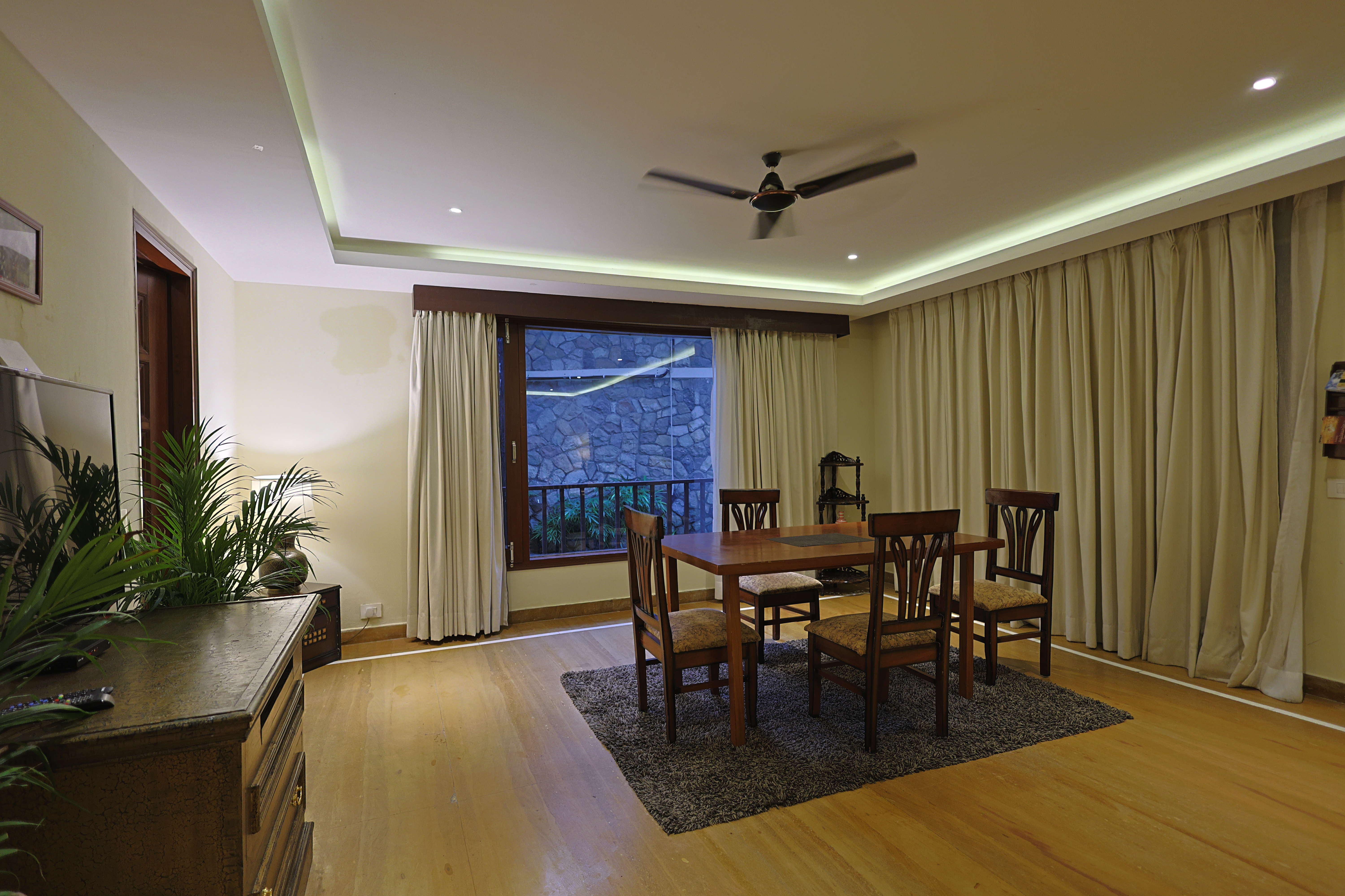 Quadruple Two Bedrooms