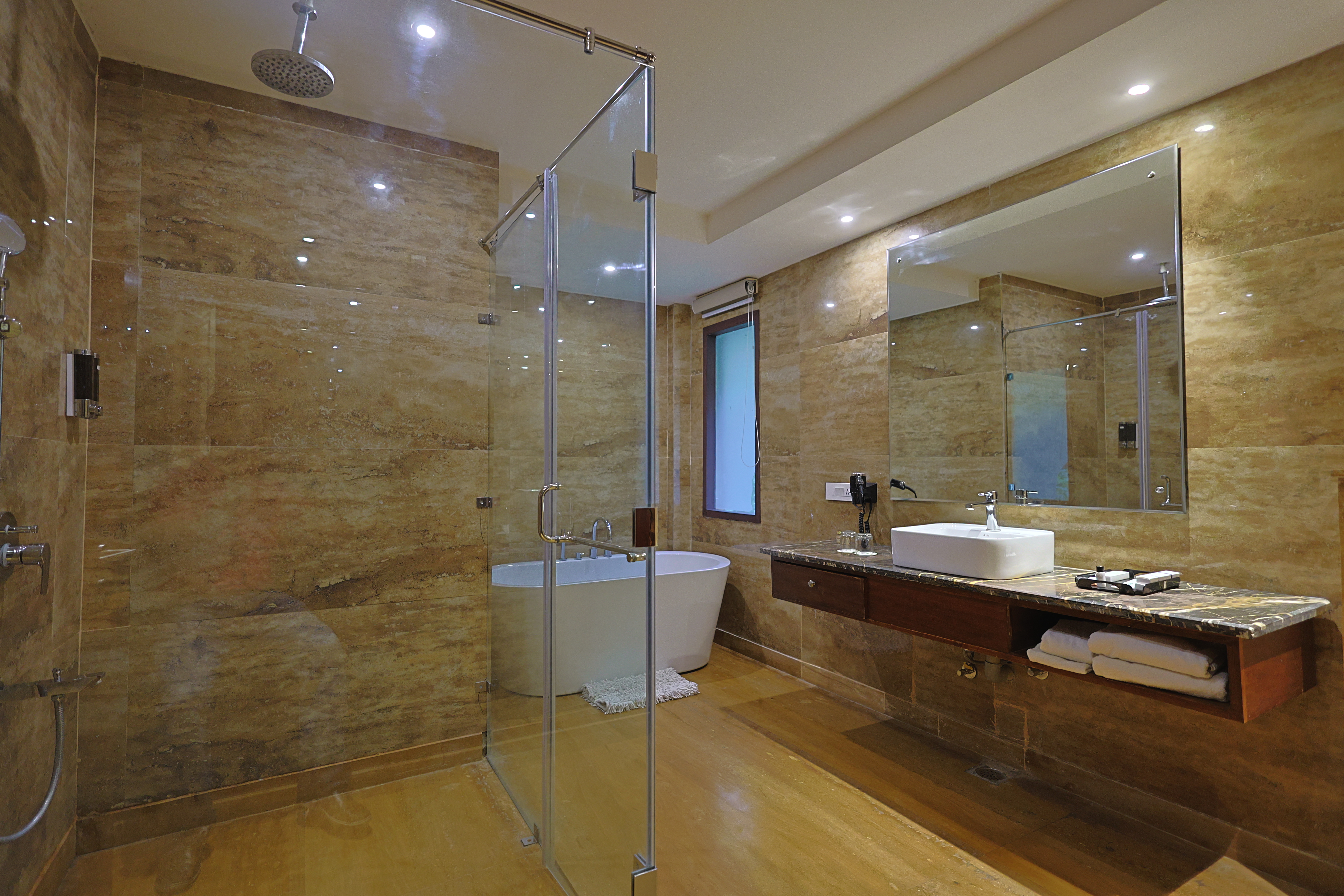 Quadruple Two Bedrooms