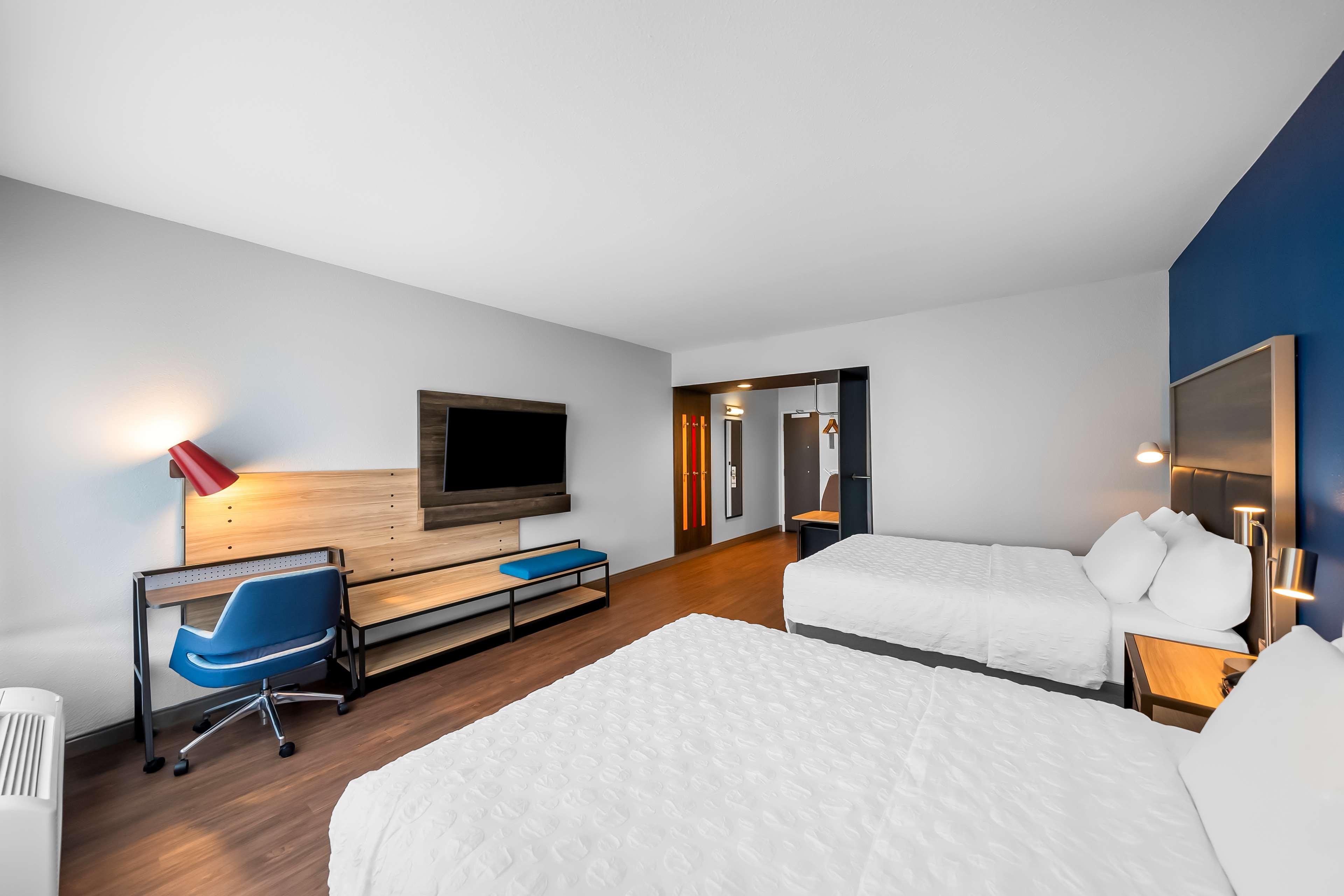 Double Accessible-two Queen Beds