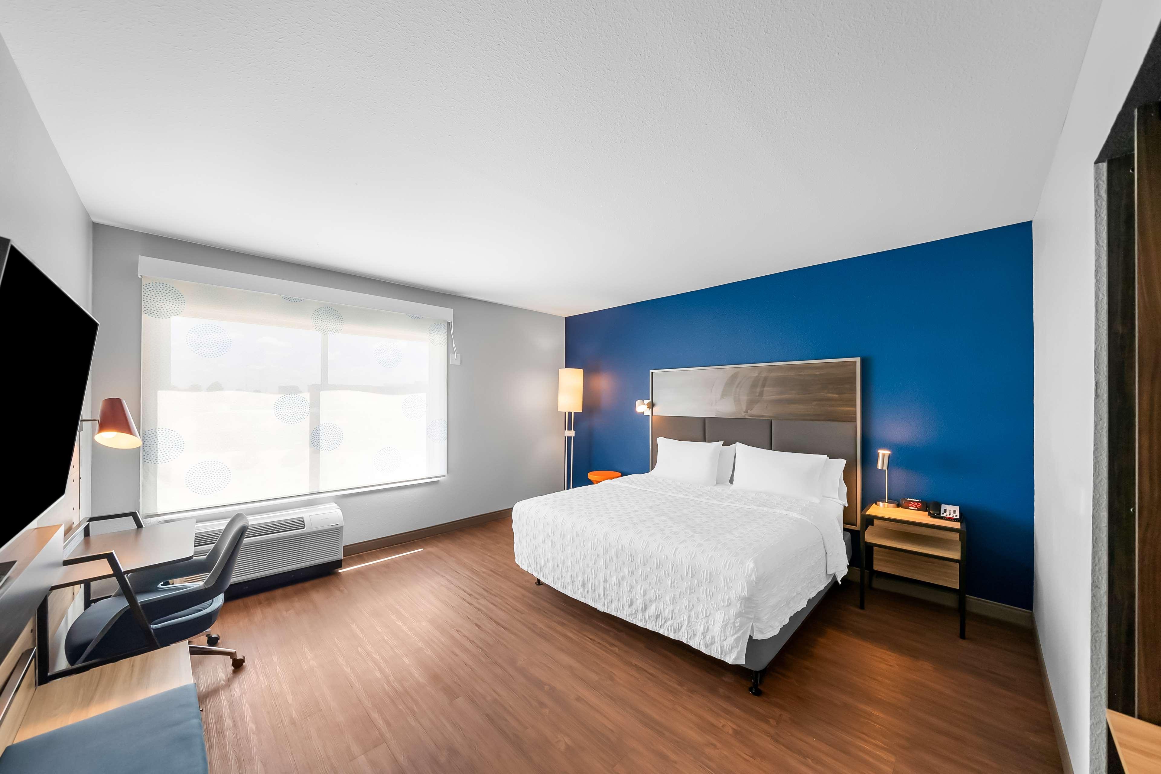 Double Accessible King Size Bed