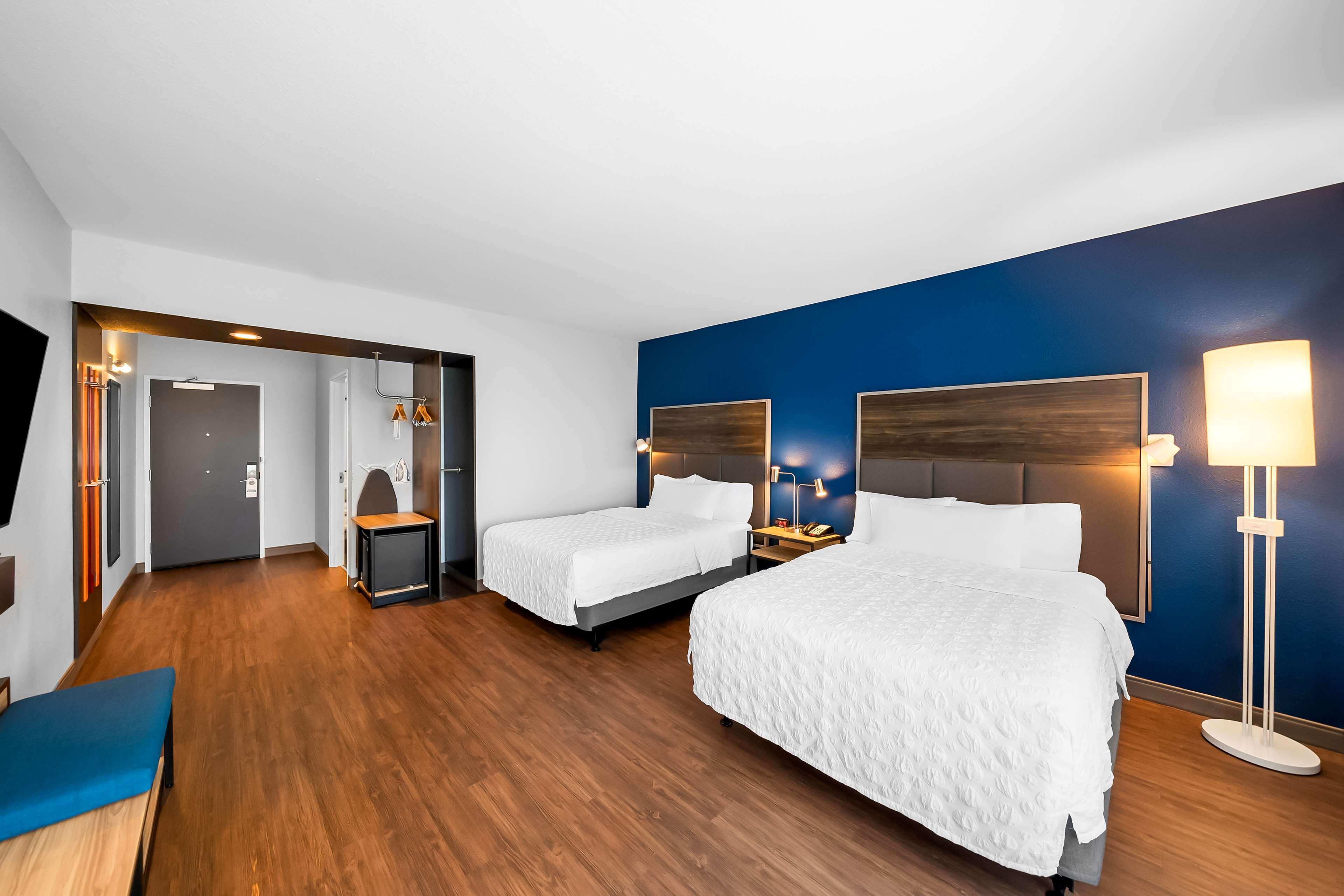 Double Accessible-two Queen Beds