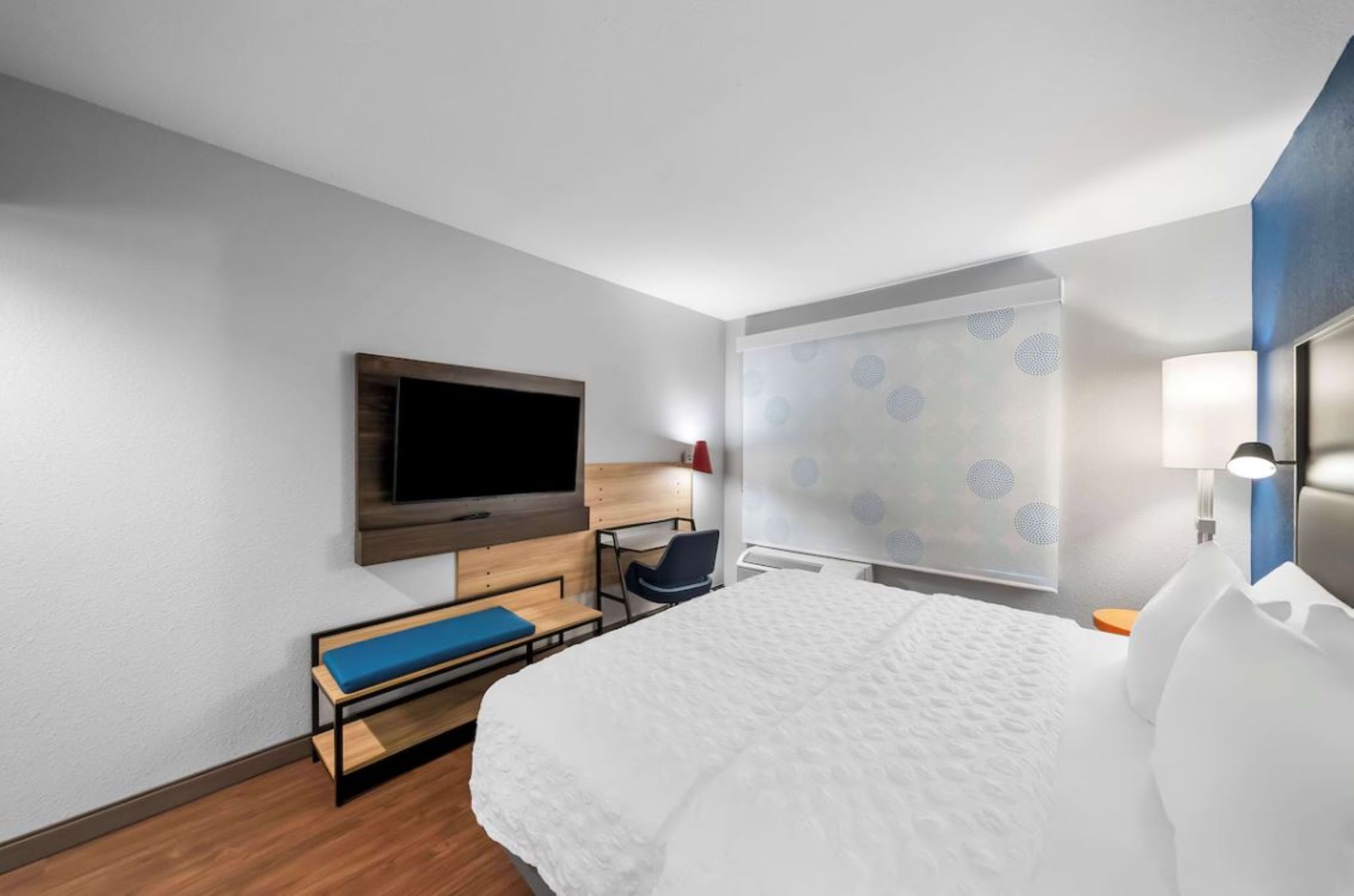 Double Accessible King Size Bed