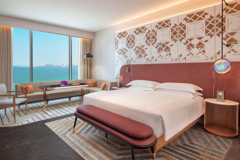 Double Sea View King Bed