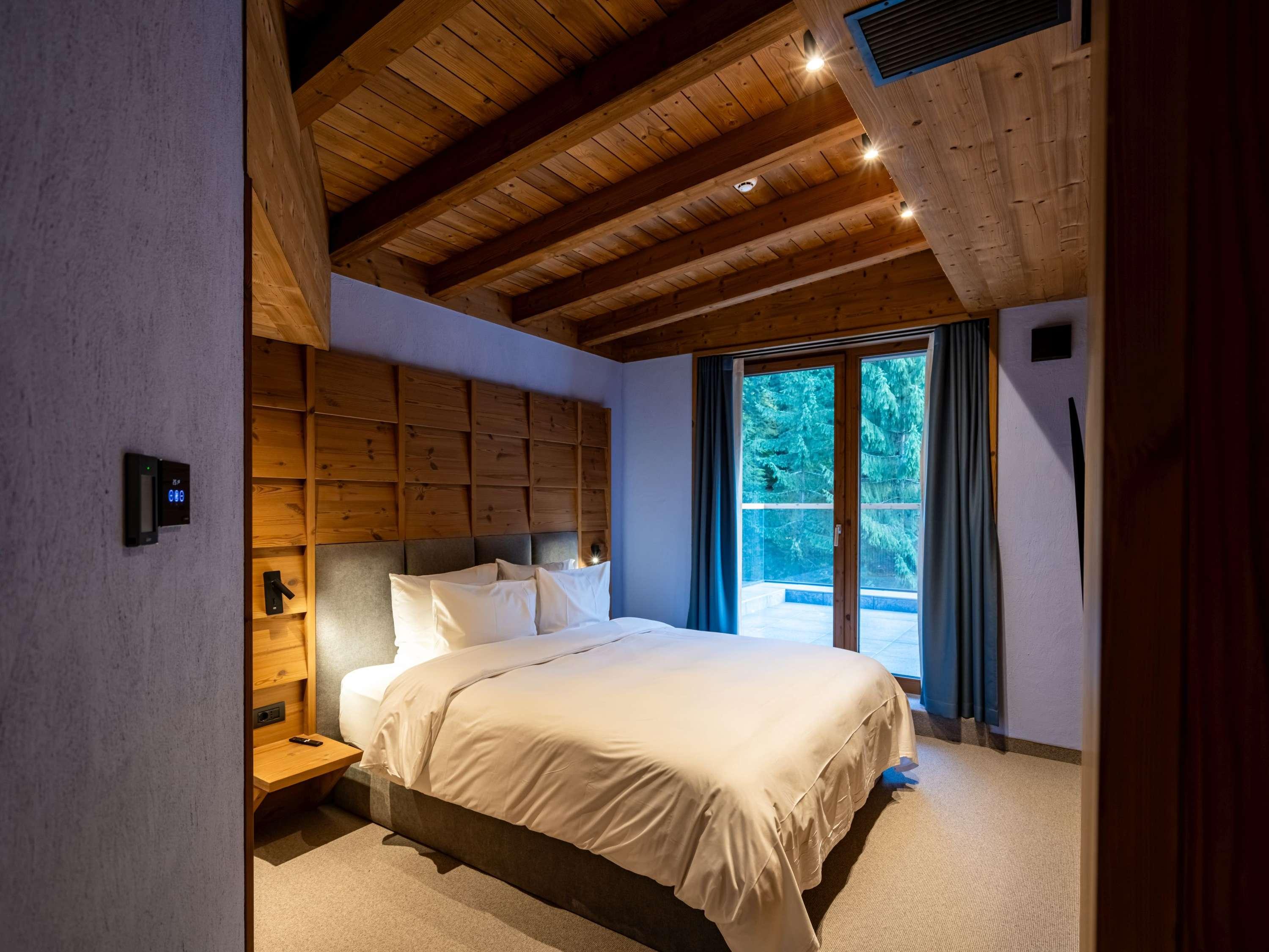 Double or Twin Grand