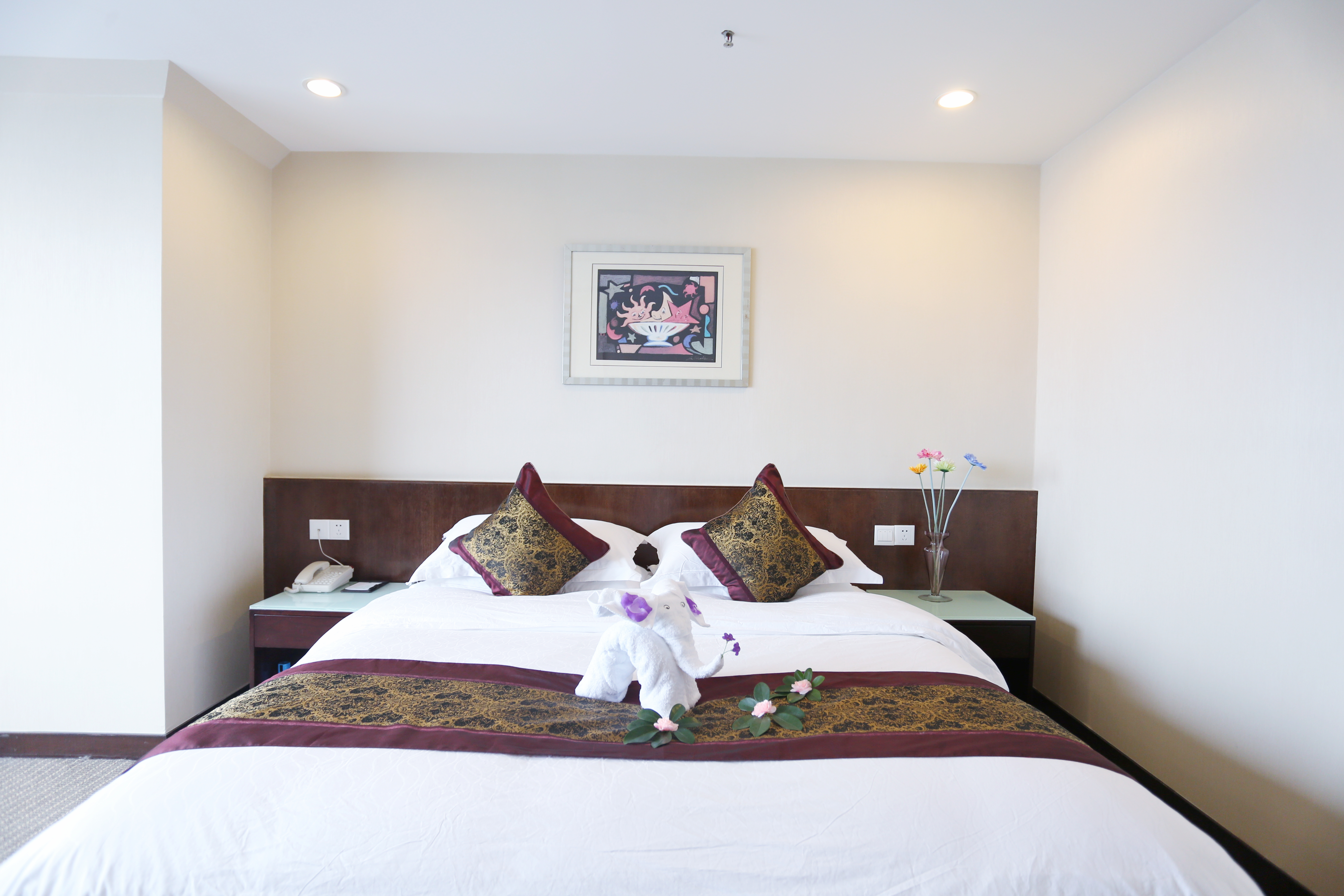 Double or Twin Deluxe