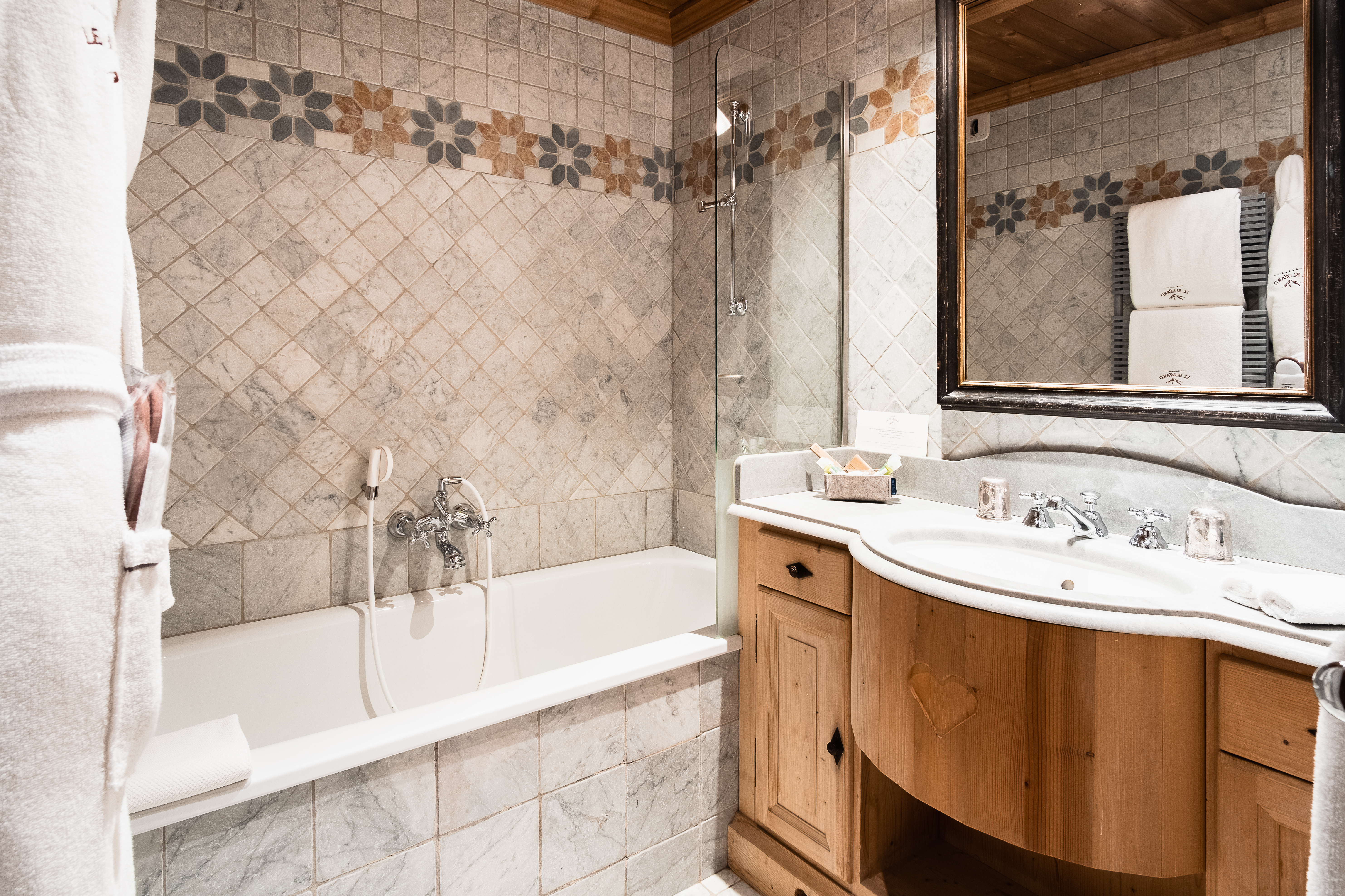 Double or Twin Deluxe Mountain View