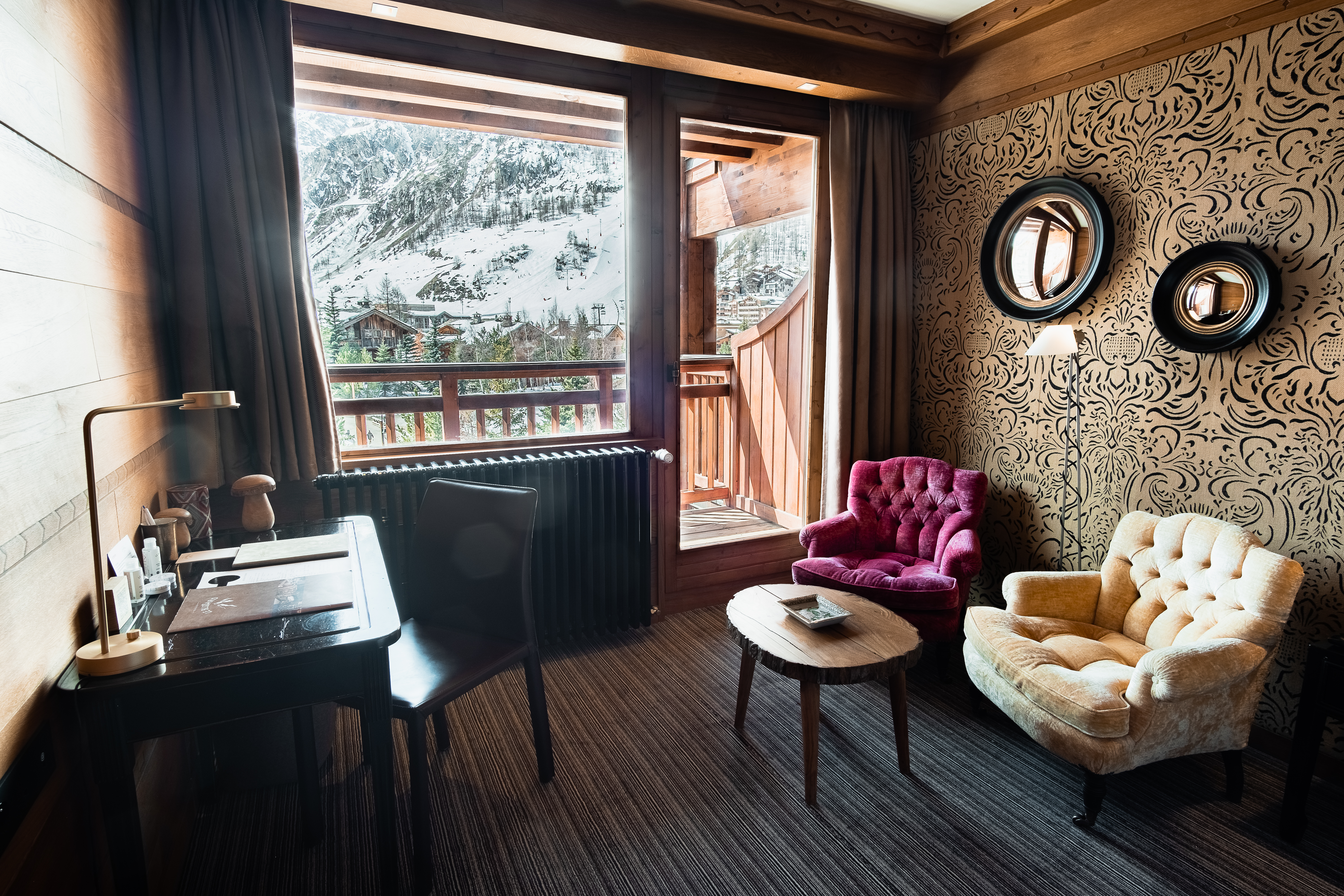 Double or Twin Deluxe Mountain View