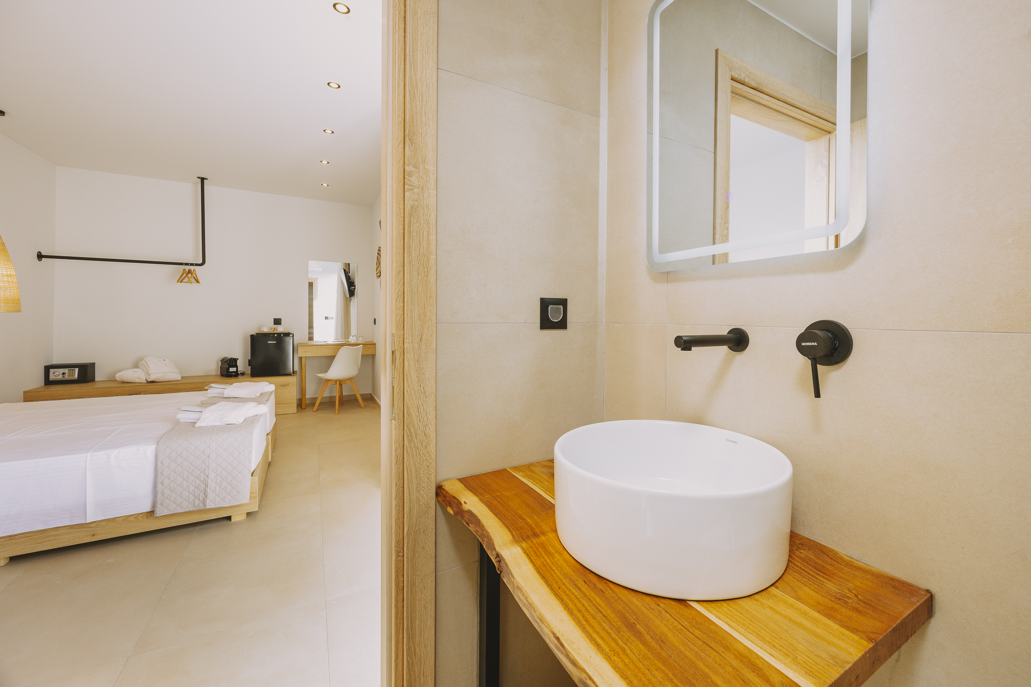 Junior Suite Deluxe Two Beds