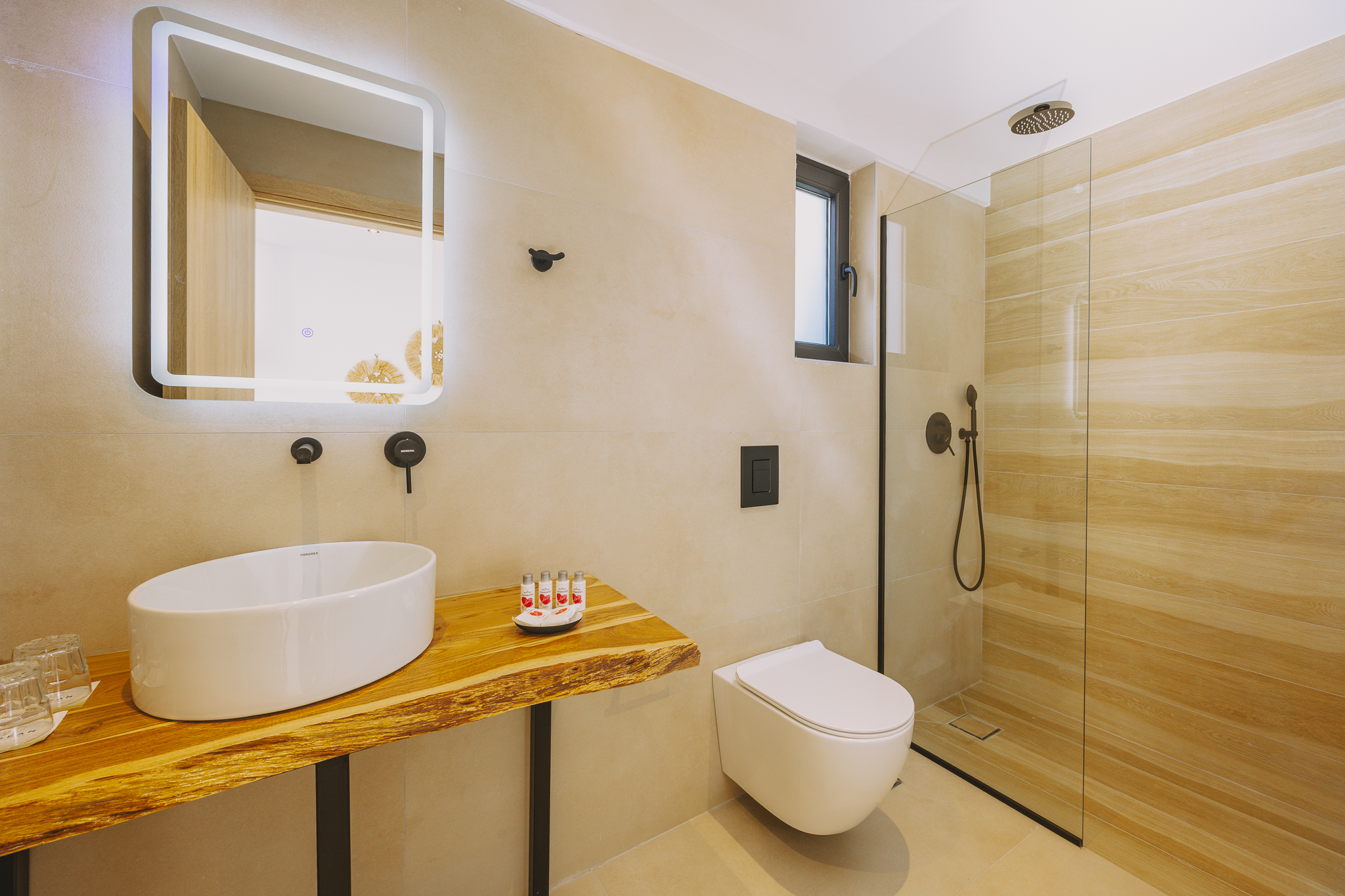 Junior Suite Deluxe Two Beds