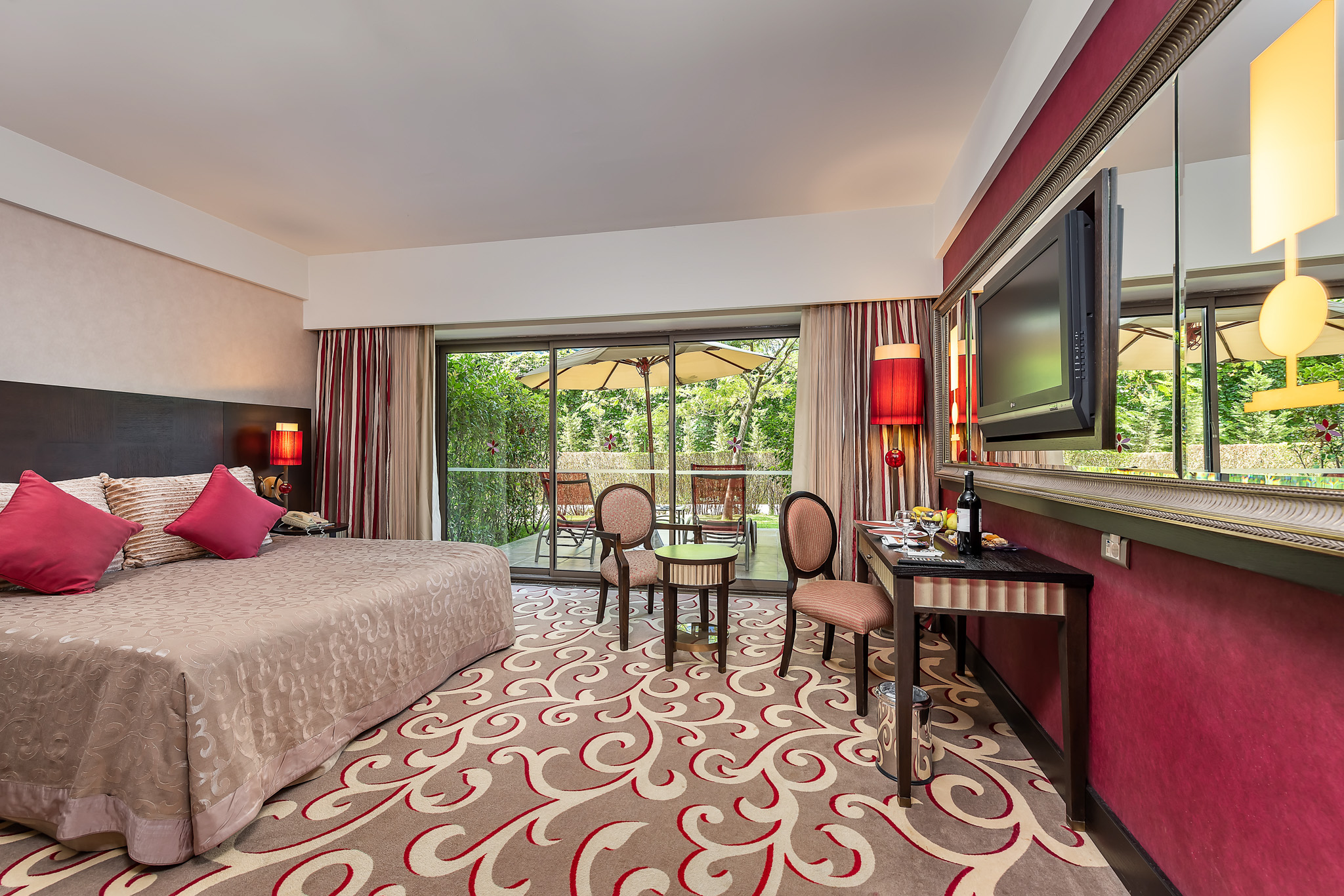 Family Room Garden View