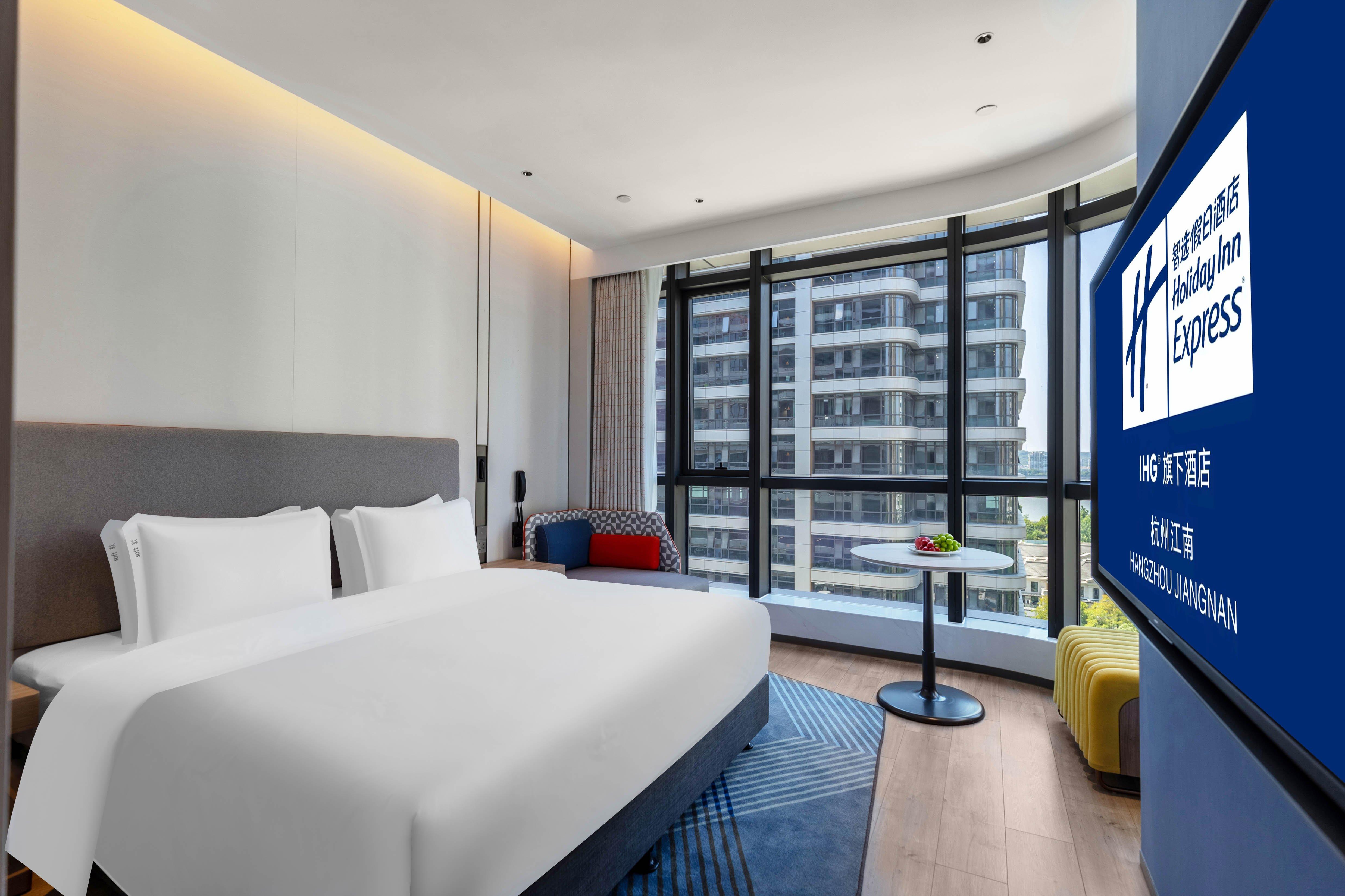 Double King Size Bed