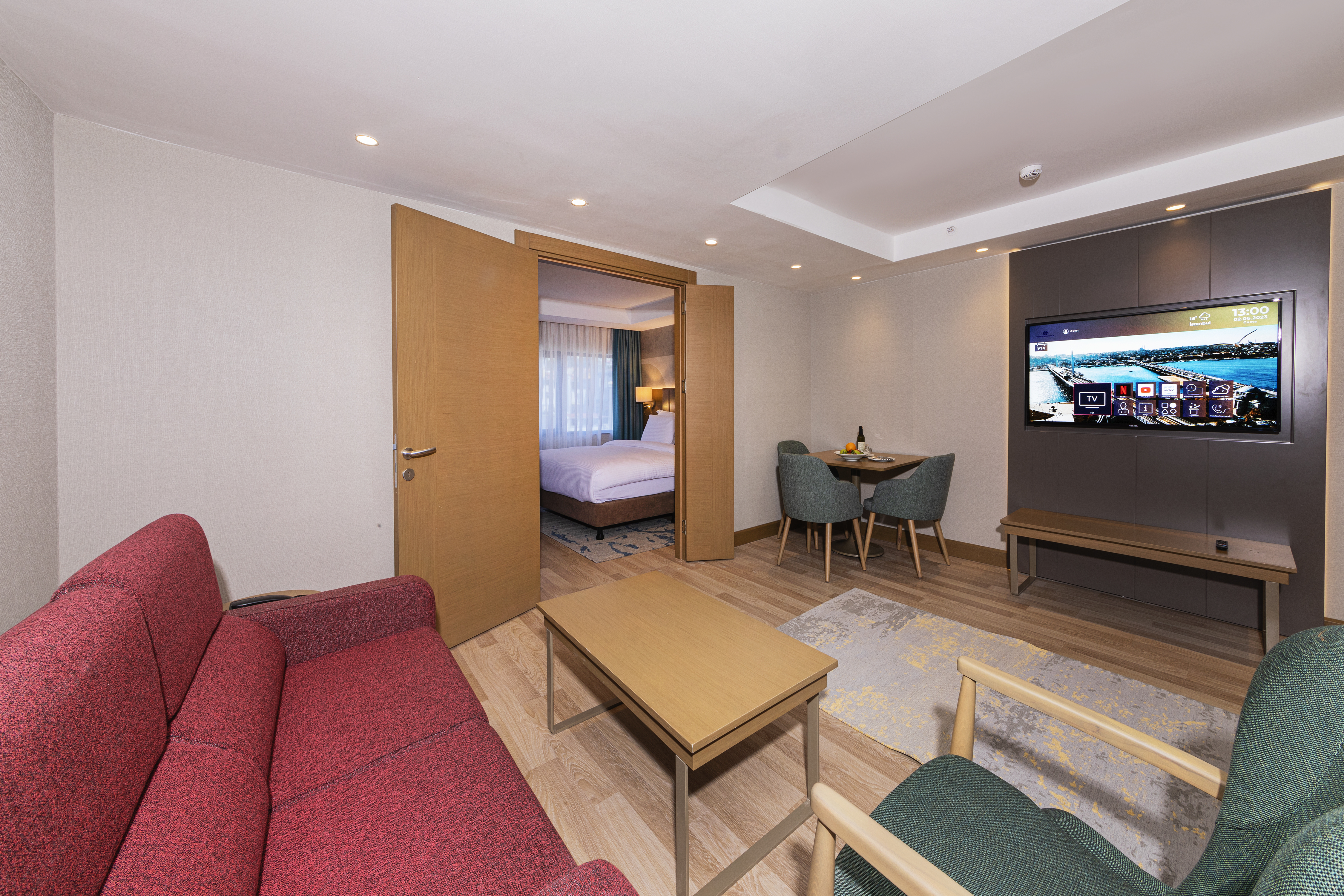 Family Room Land View