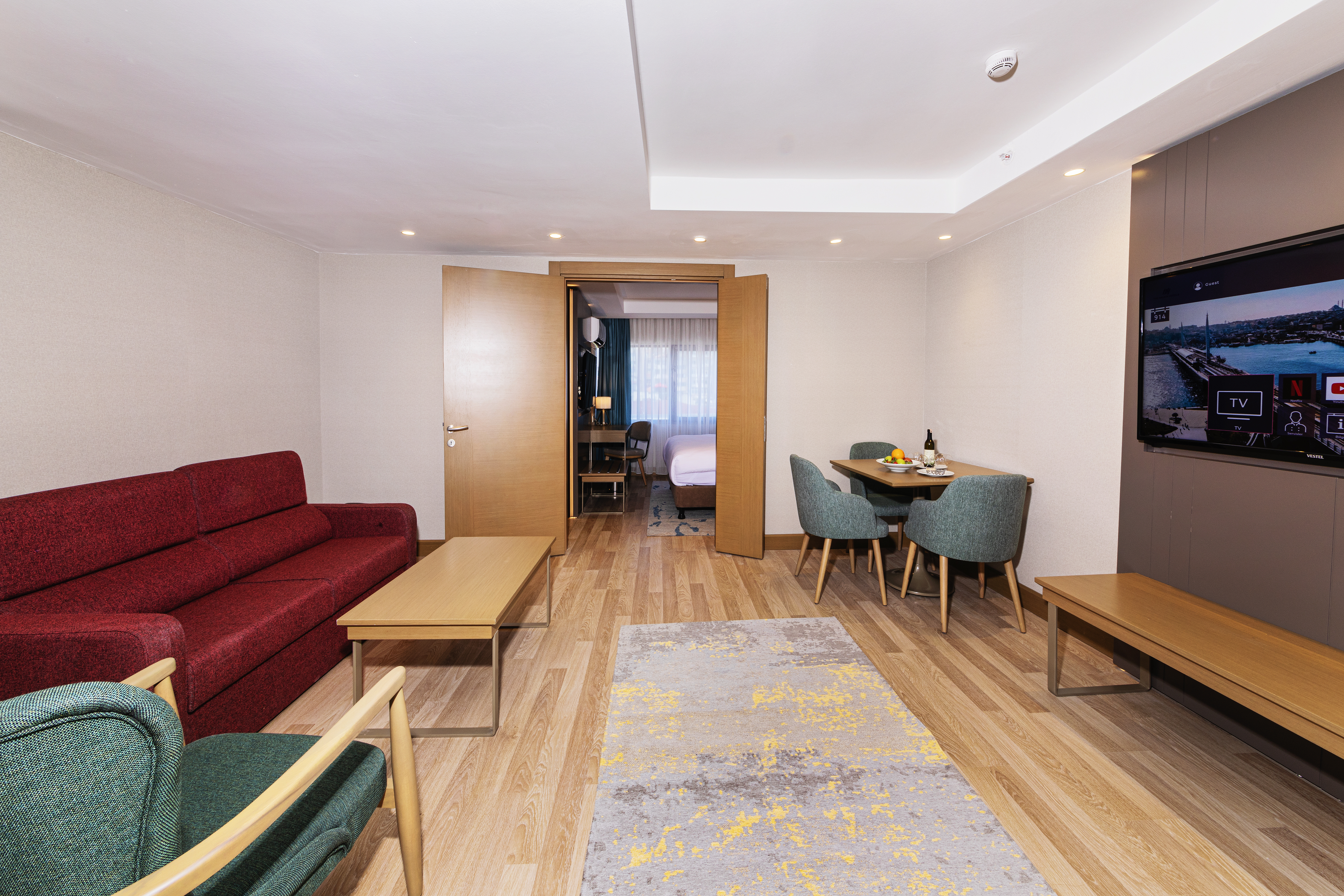 Family Room Land View