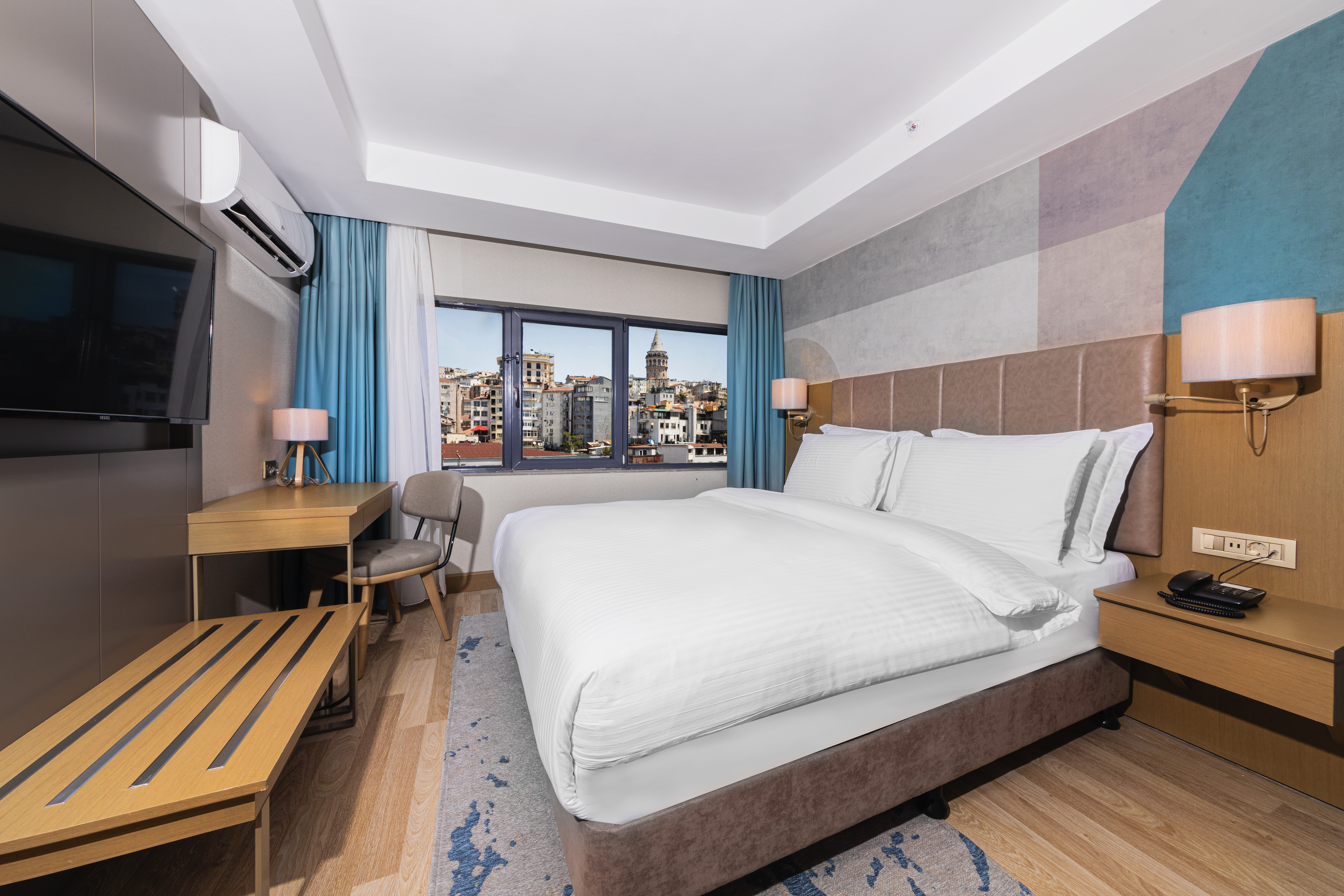 Family Room Land View