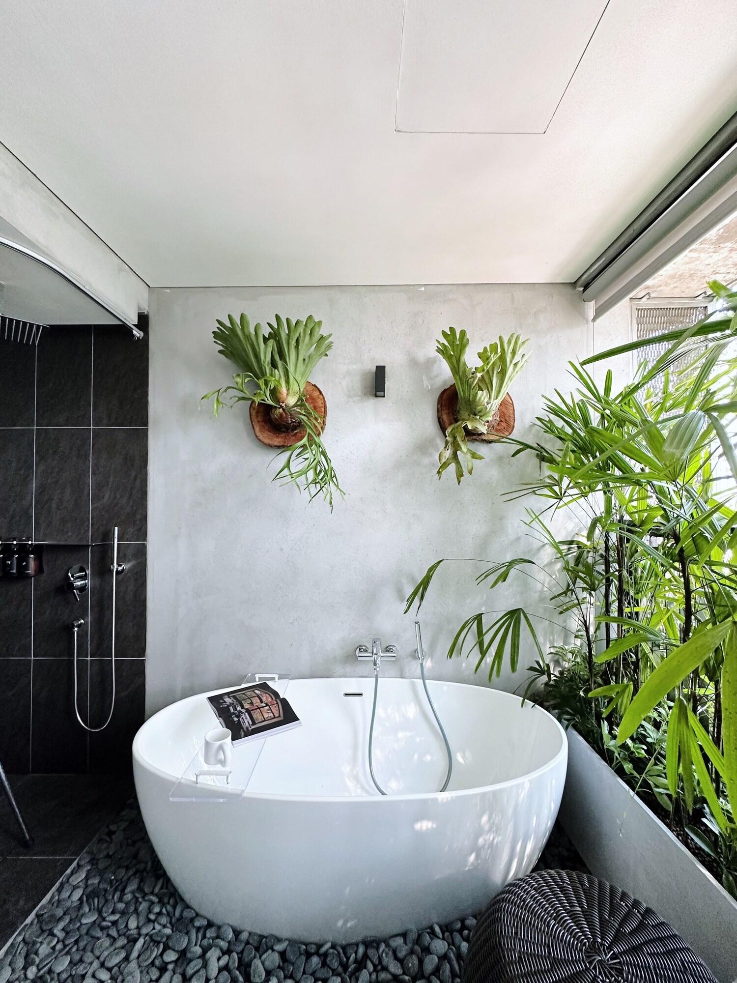 Double or Twin Executive