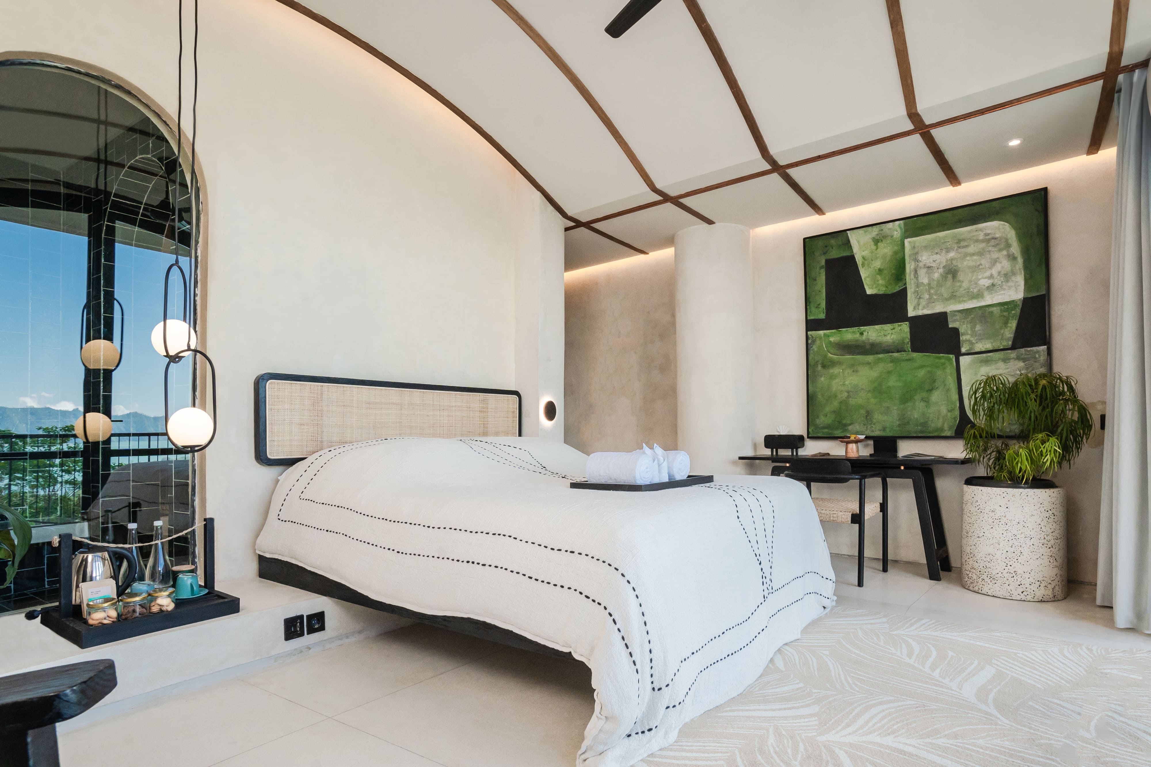 Suite with Views