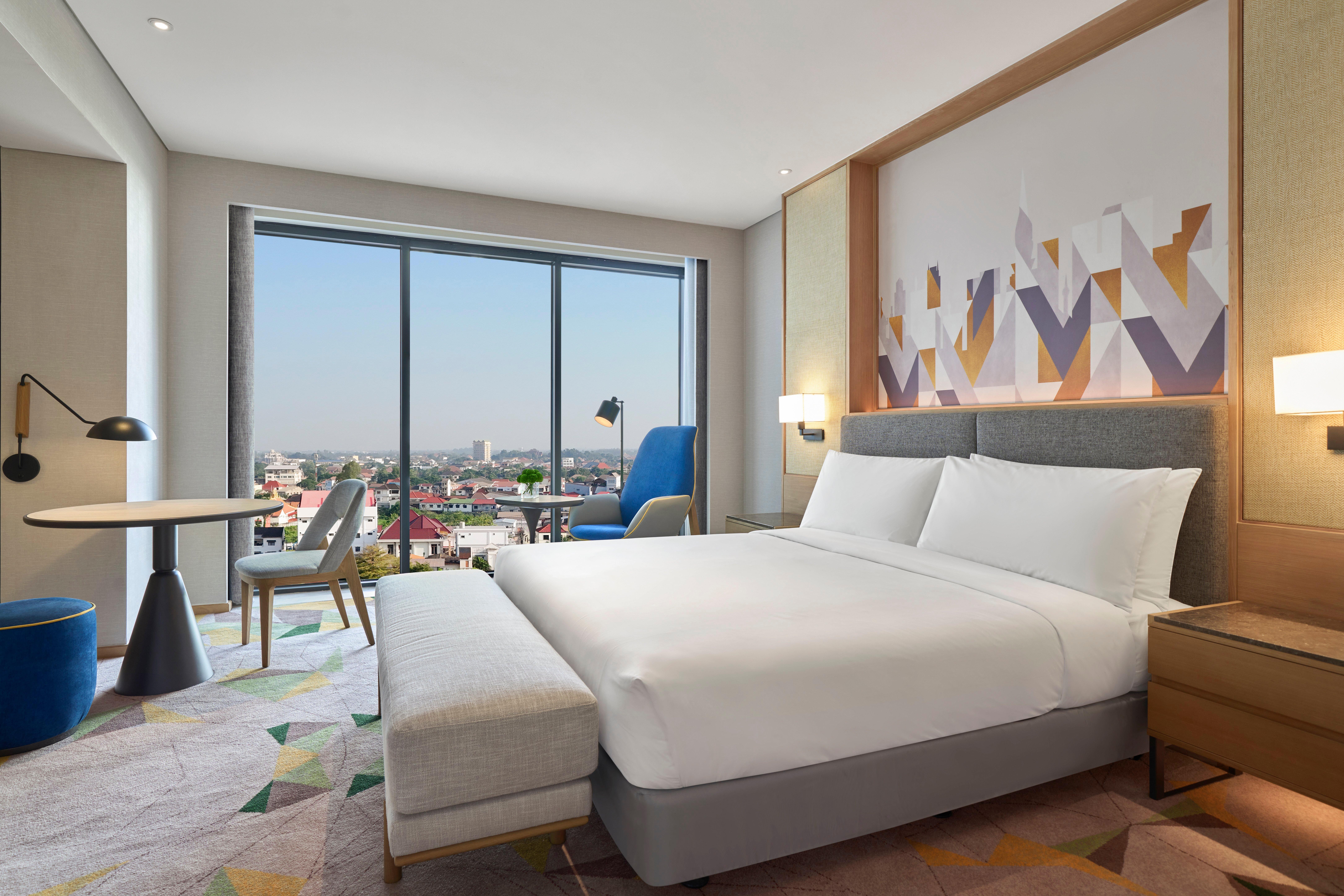 Suite with Kitchenette