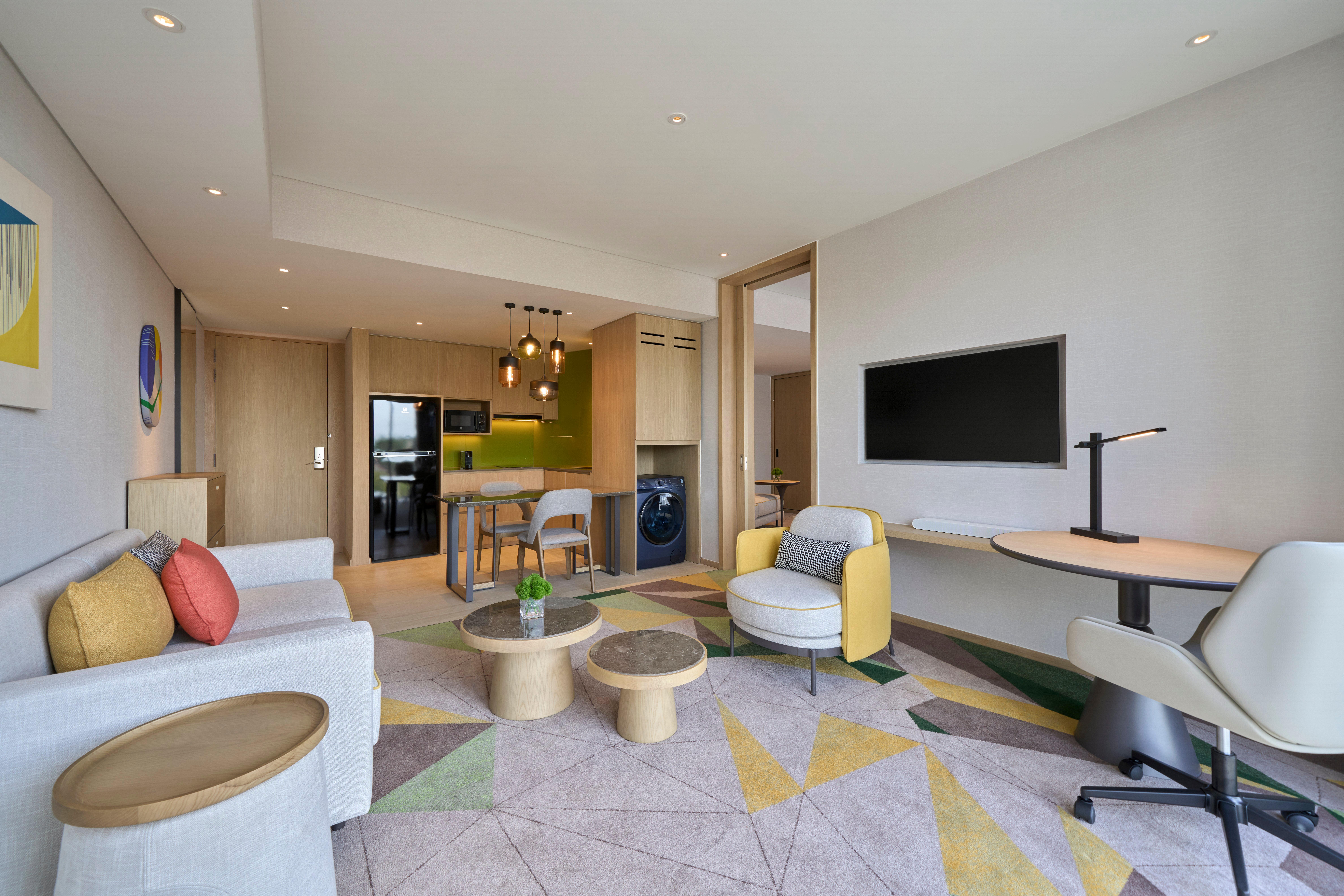 Suite with Kitchenette