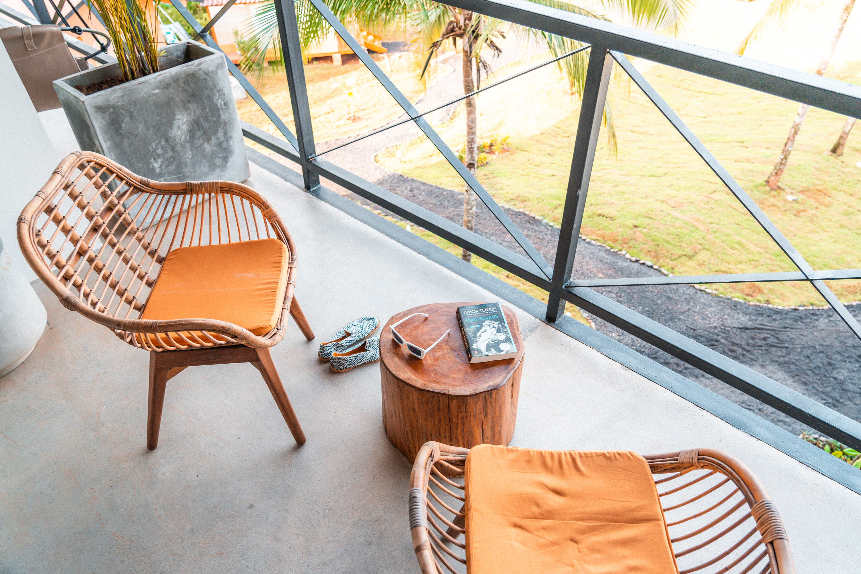 Double Queen Size Bed