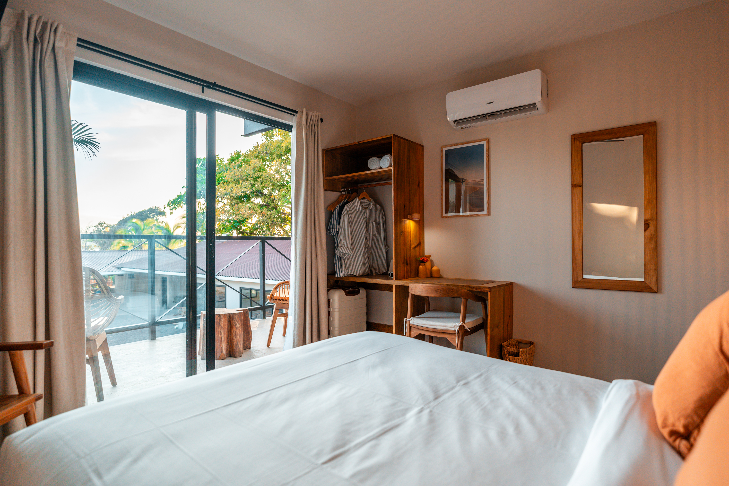 Double Queen Size Bed