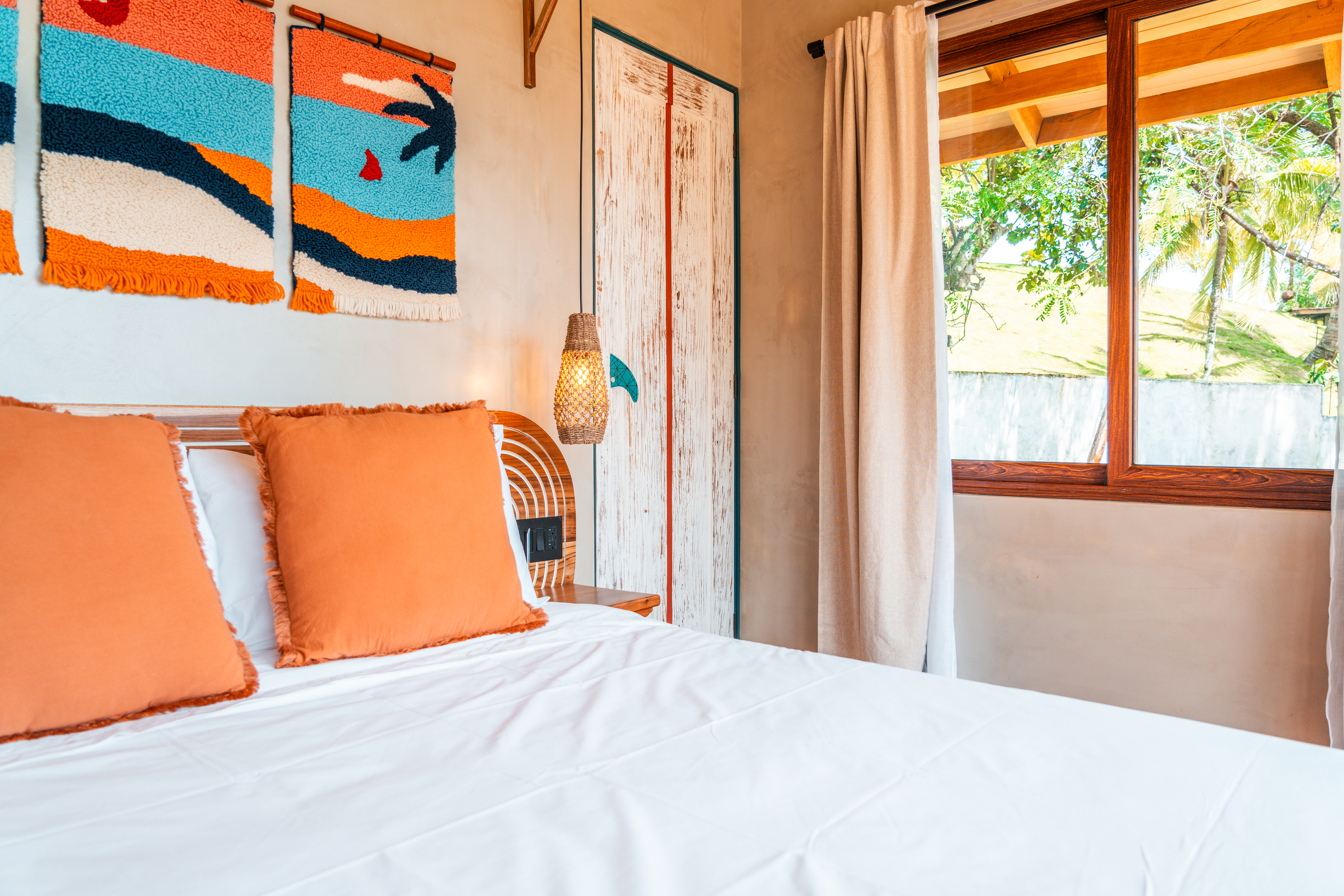 Double Queen Size Bed