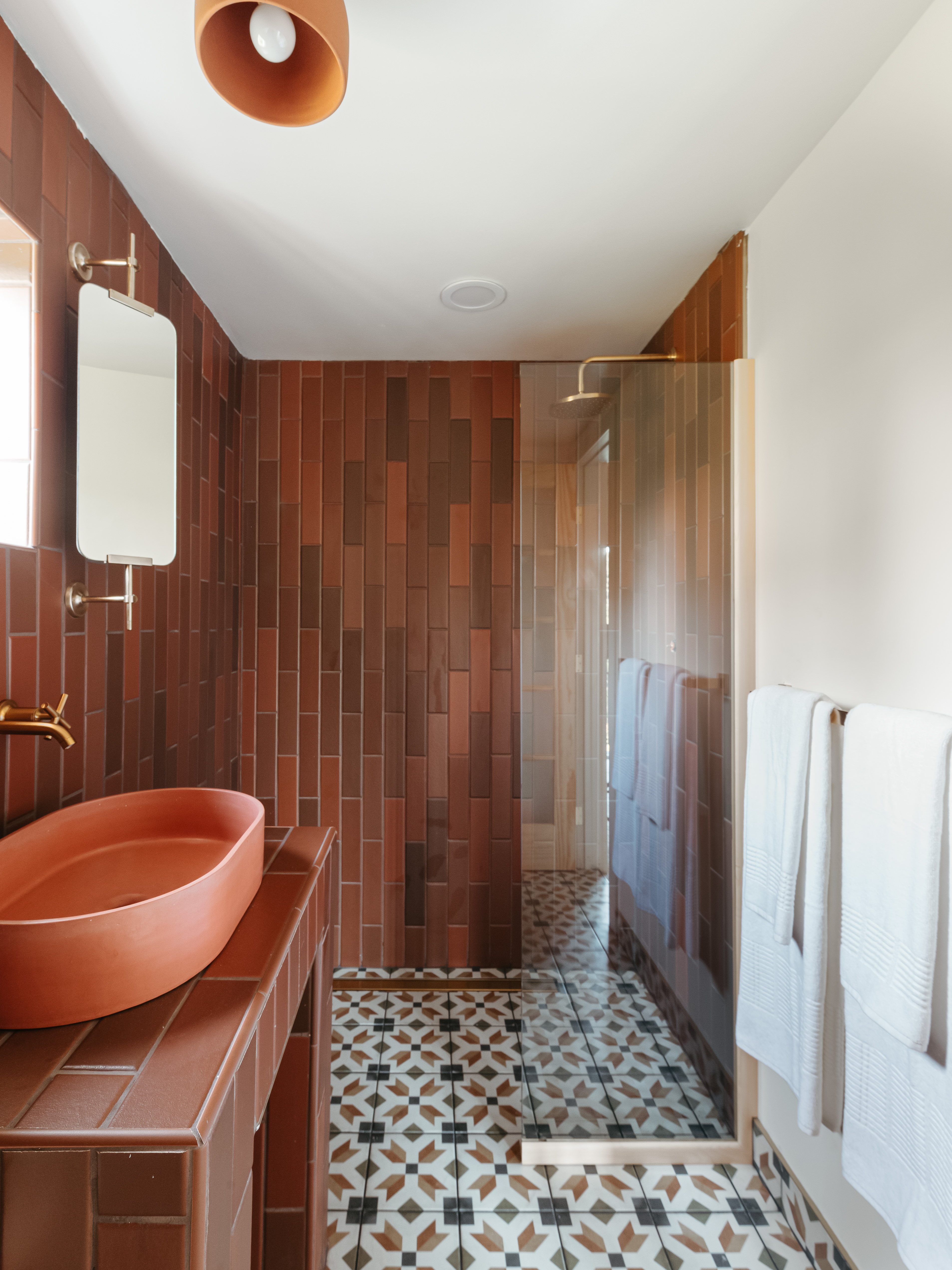 Double Deluxe One Bed