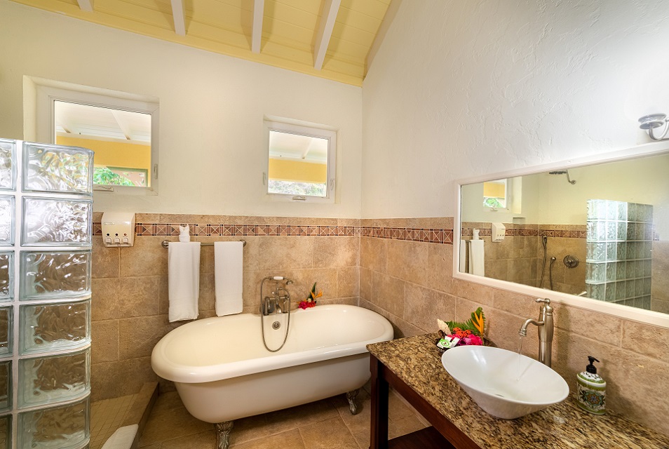 Double Garden View Two Queen Beds