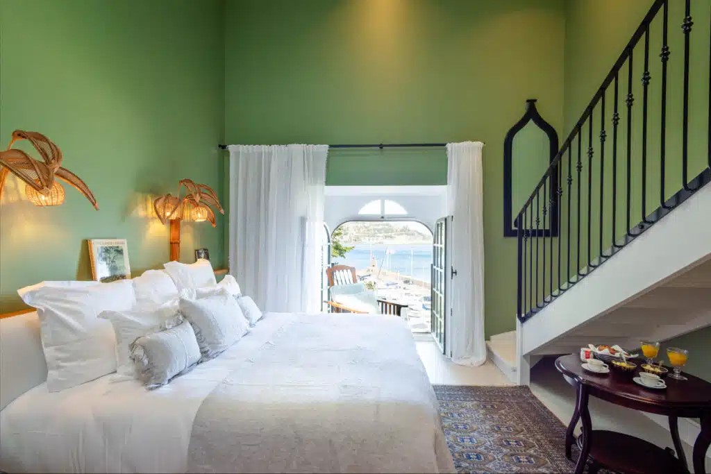 Double King Size Bed