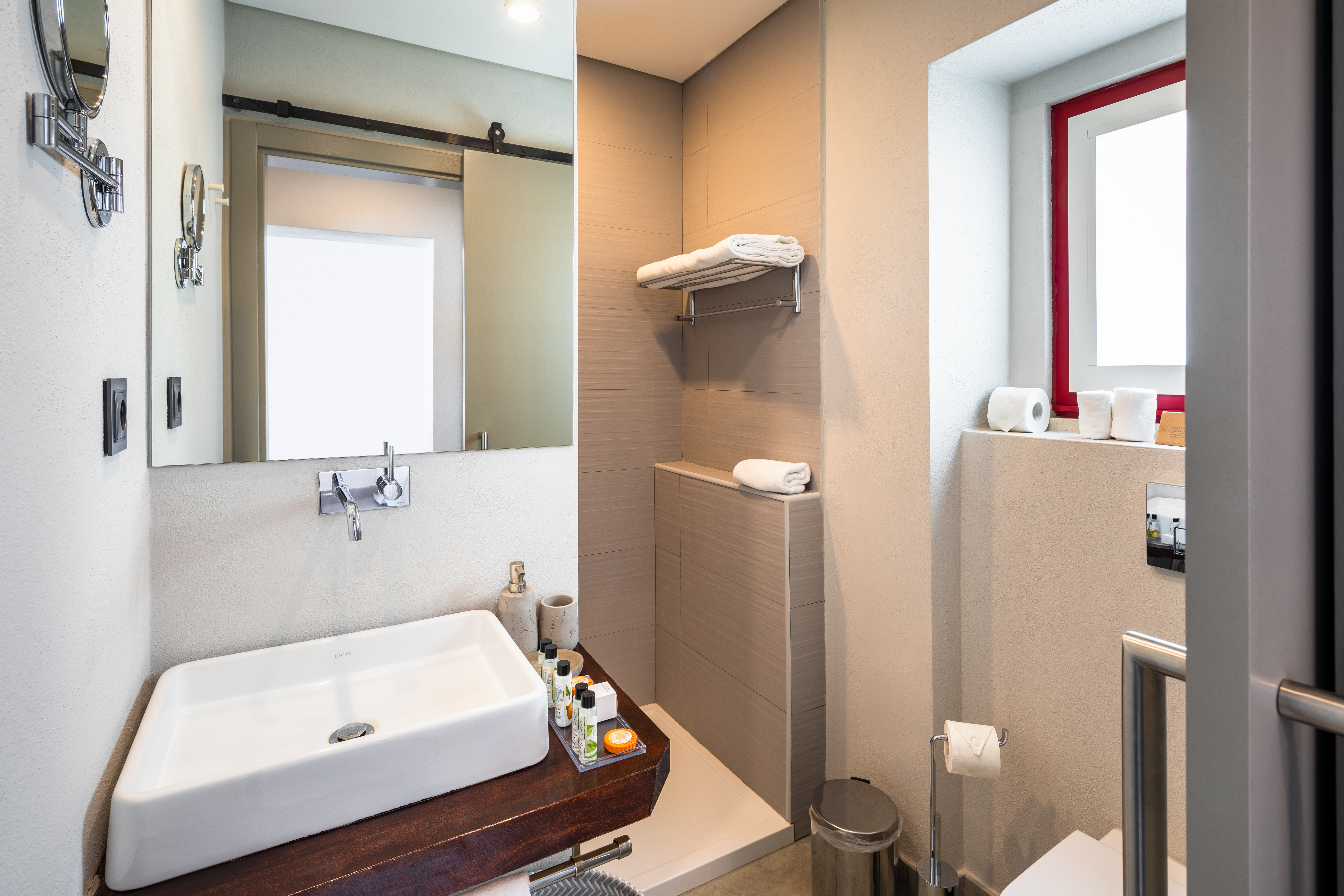 Villa Two Bedrooms One Bathroom