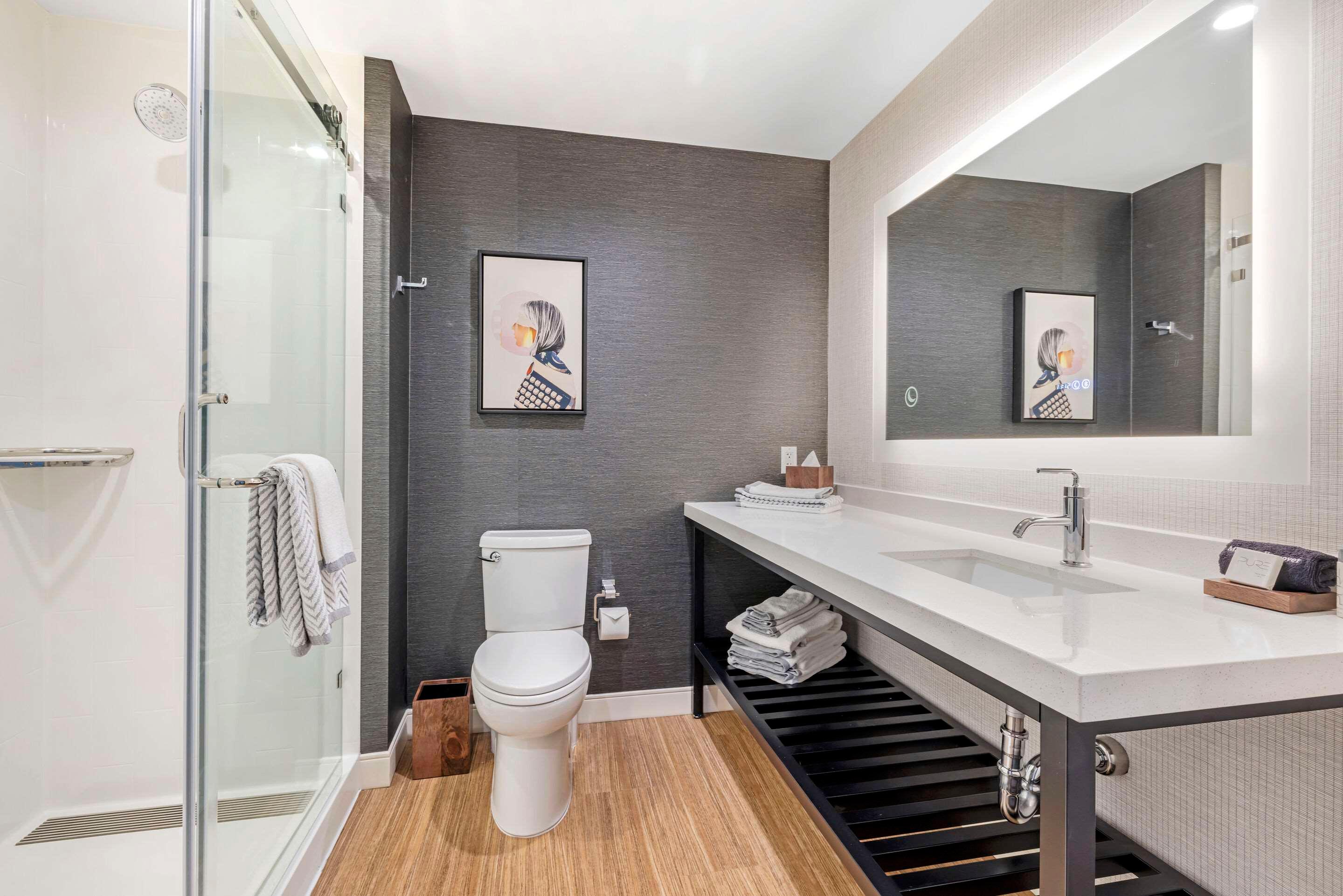 Quadruple Non Smoking