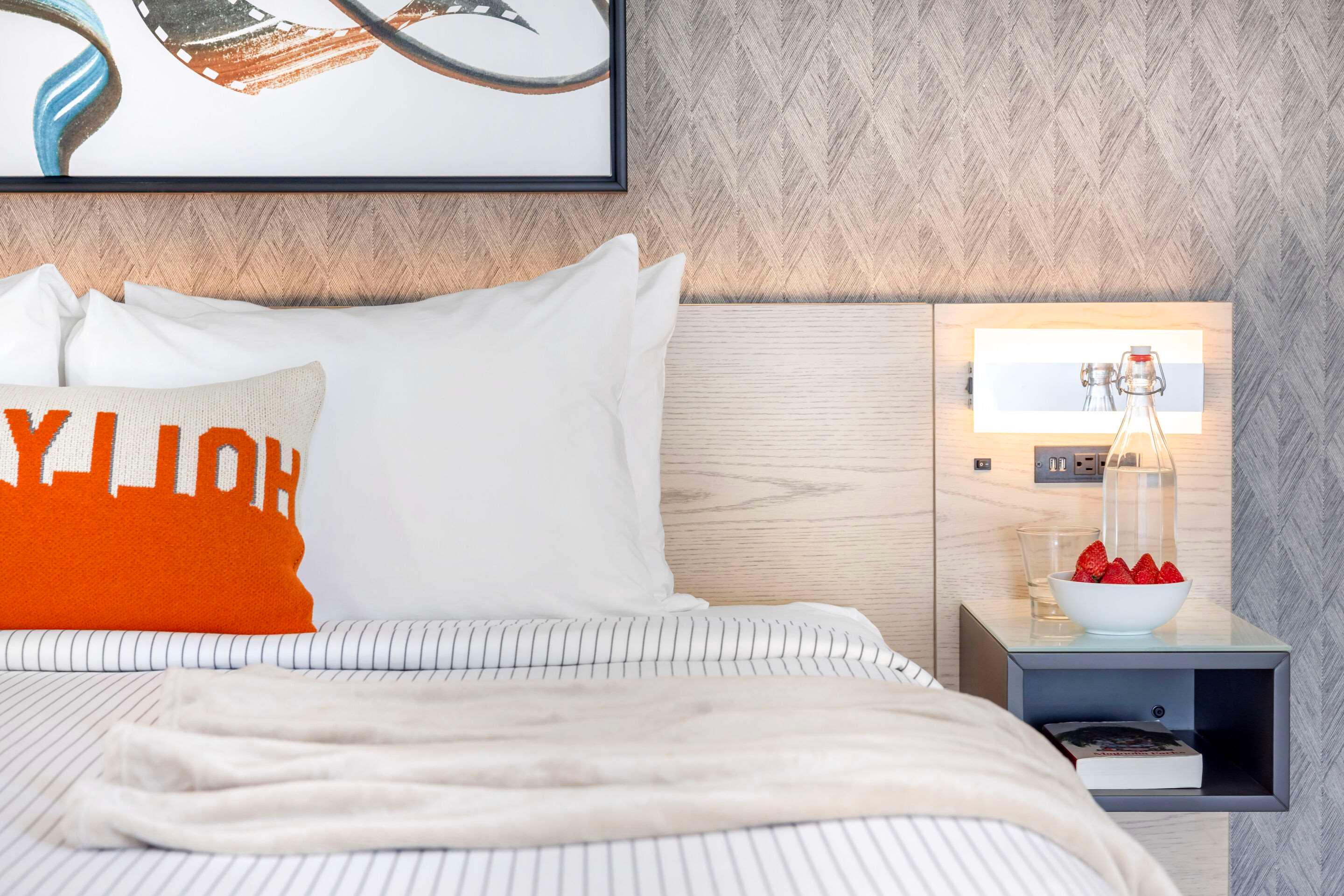 Quadruple Non Smoking