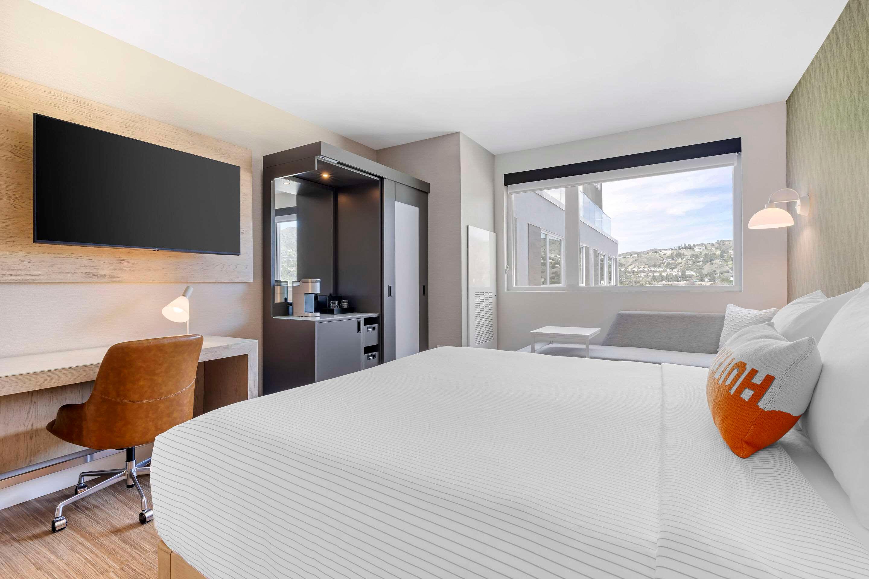 Double King Size Bed