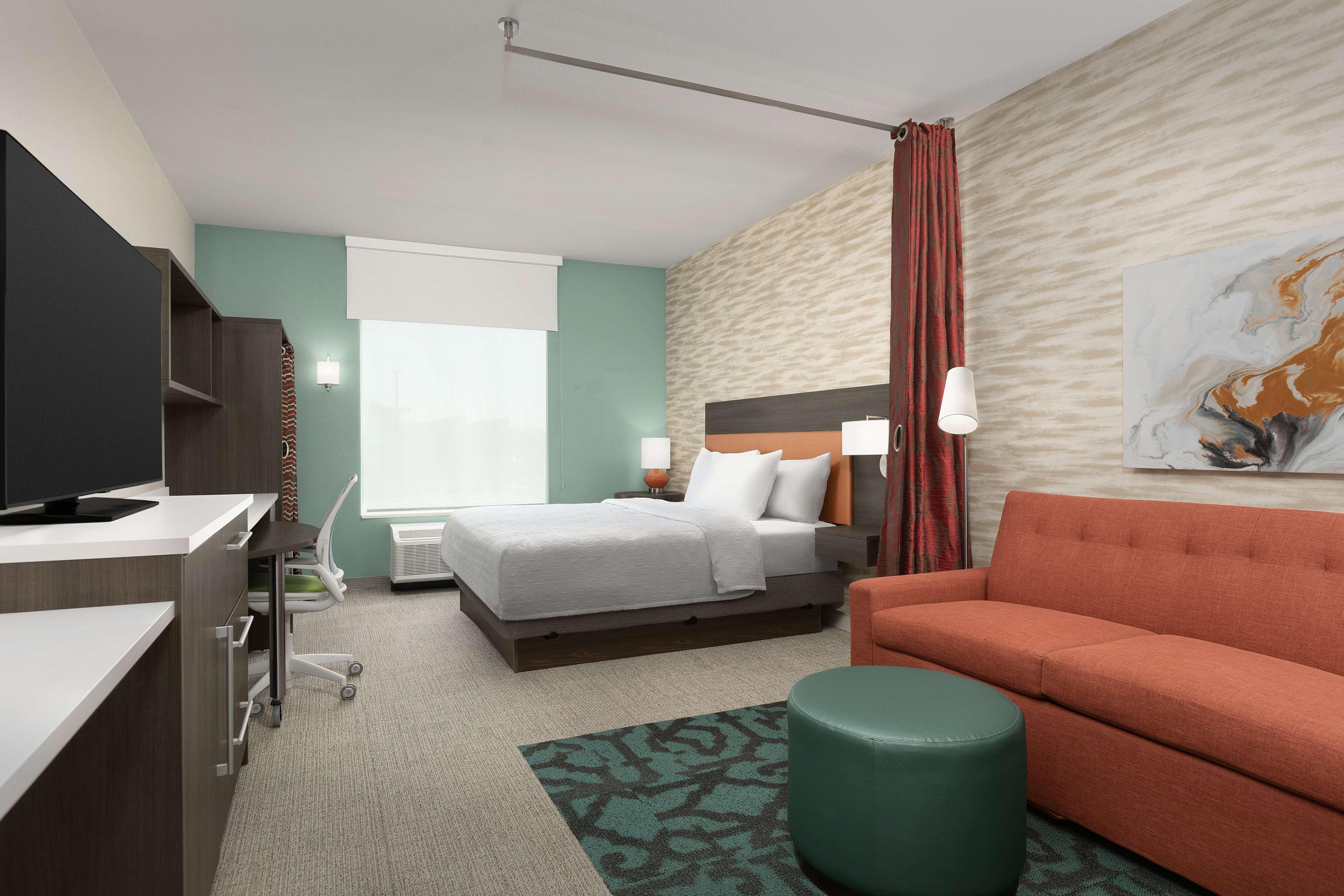 Studio King Size Bed