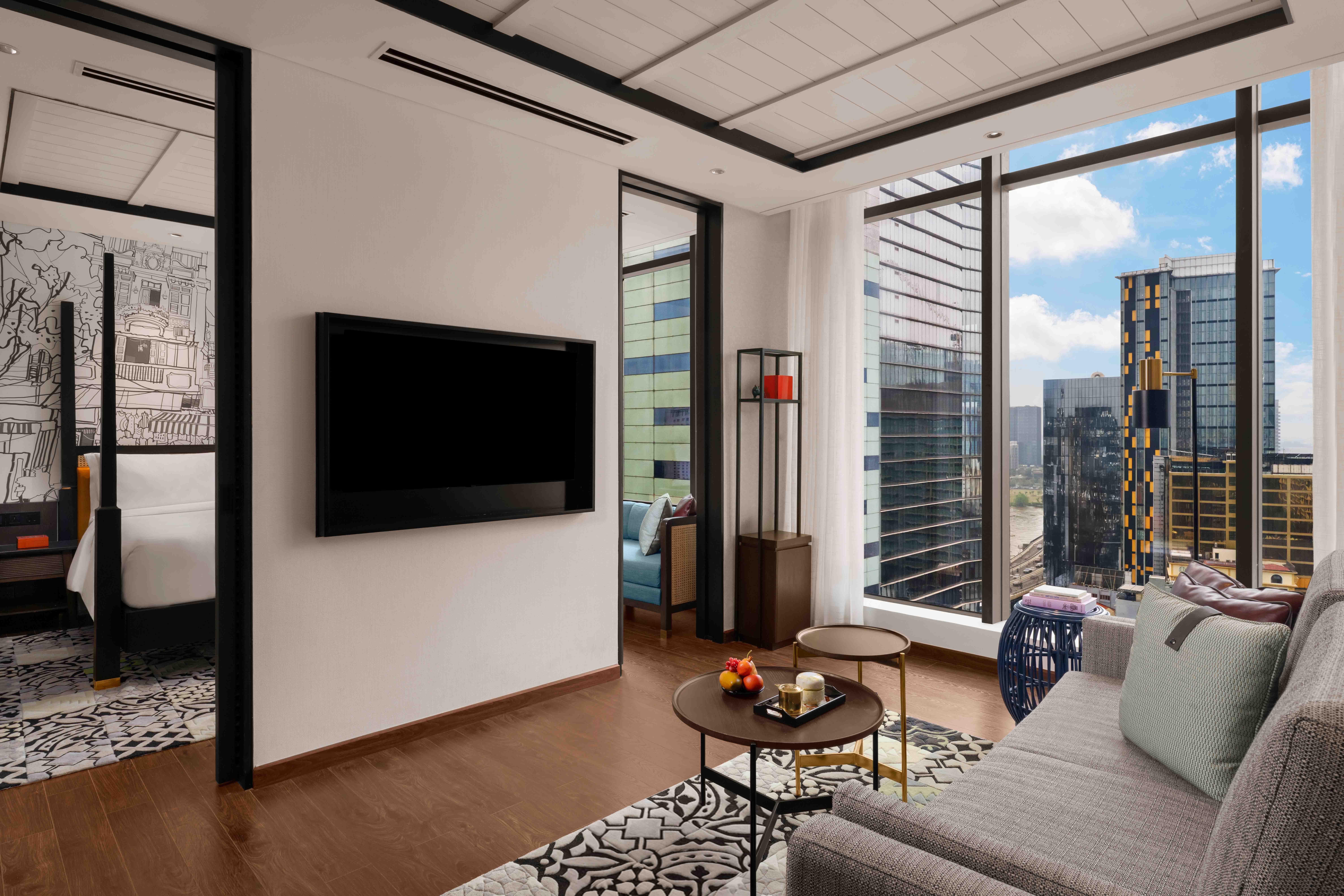 Suite with Views