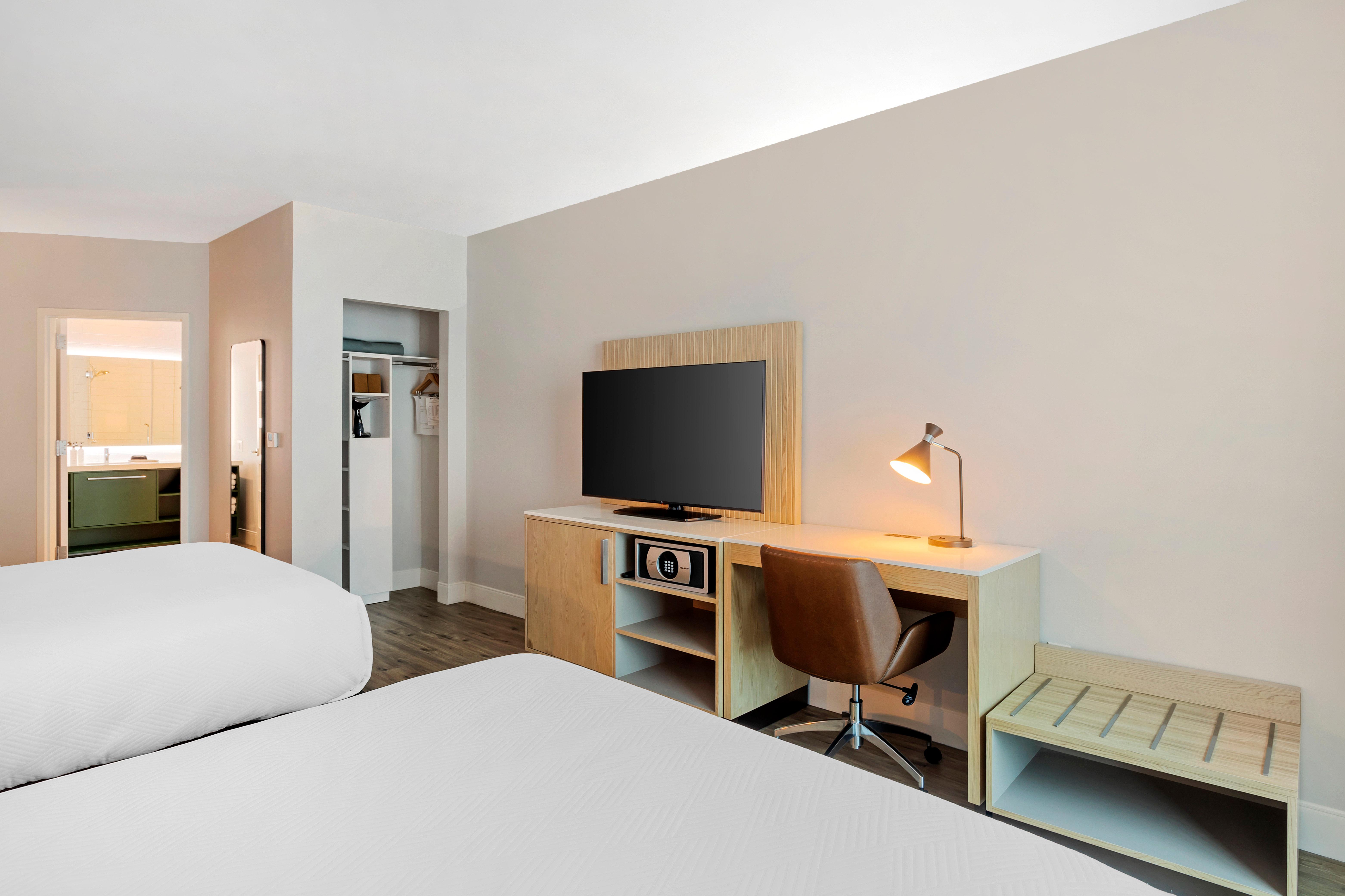 Quadruple Accessible-two Queen Beds