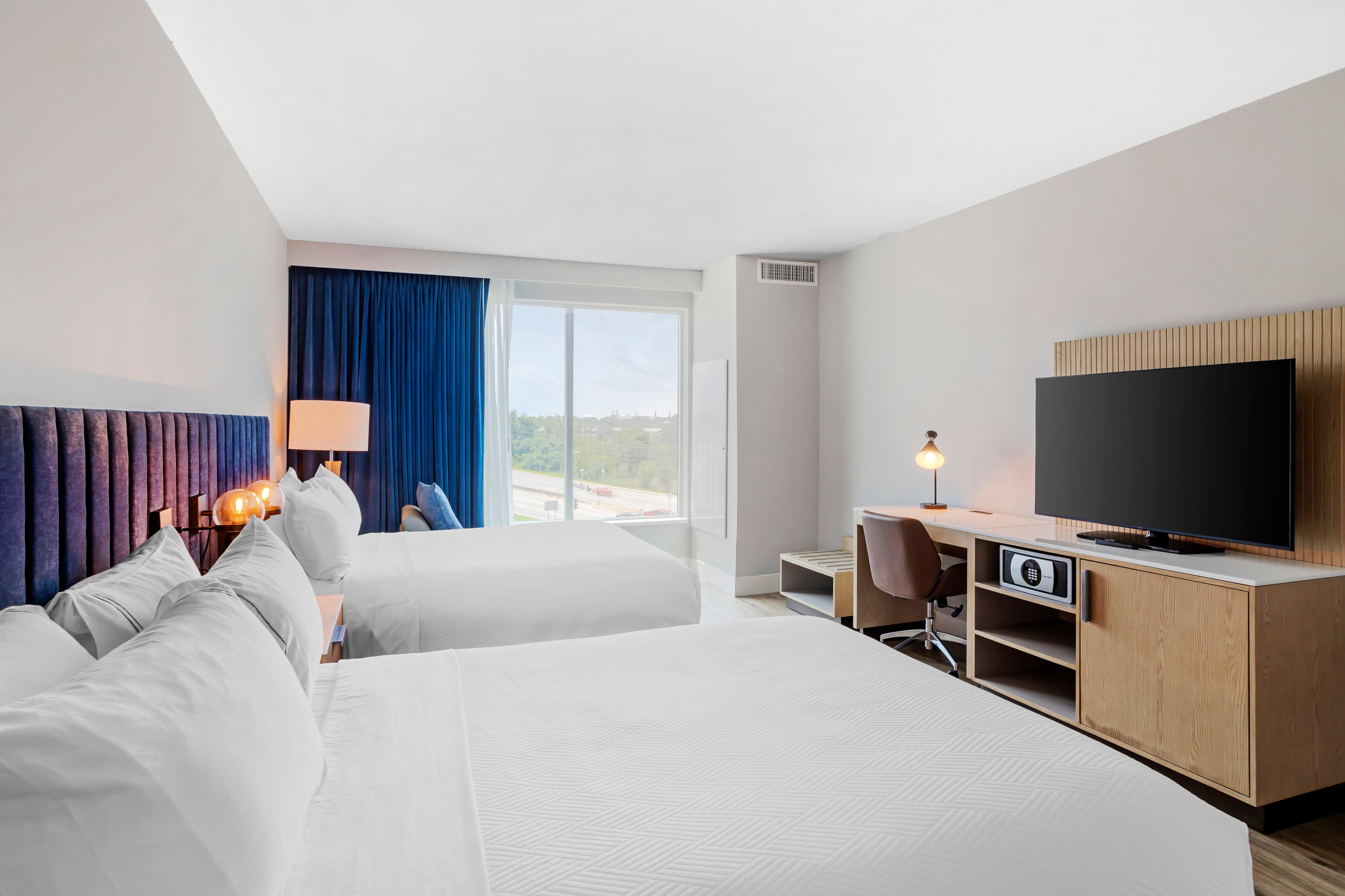 Quadruple Accessible-two Queen Beds