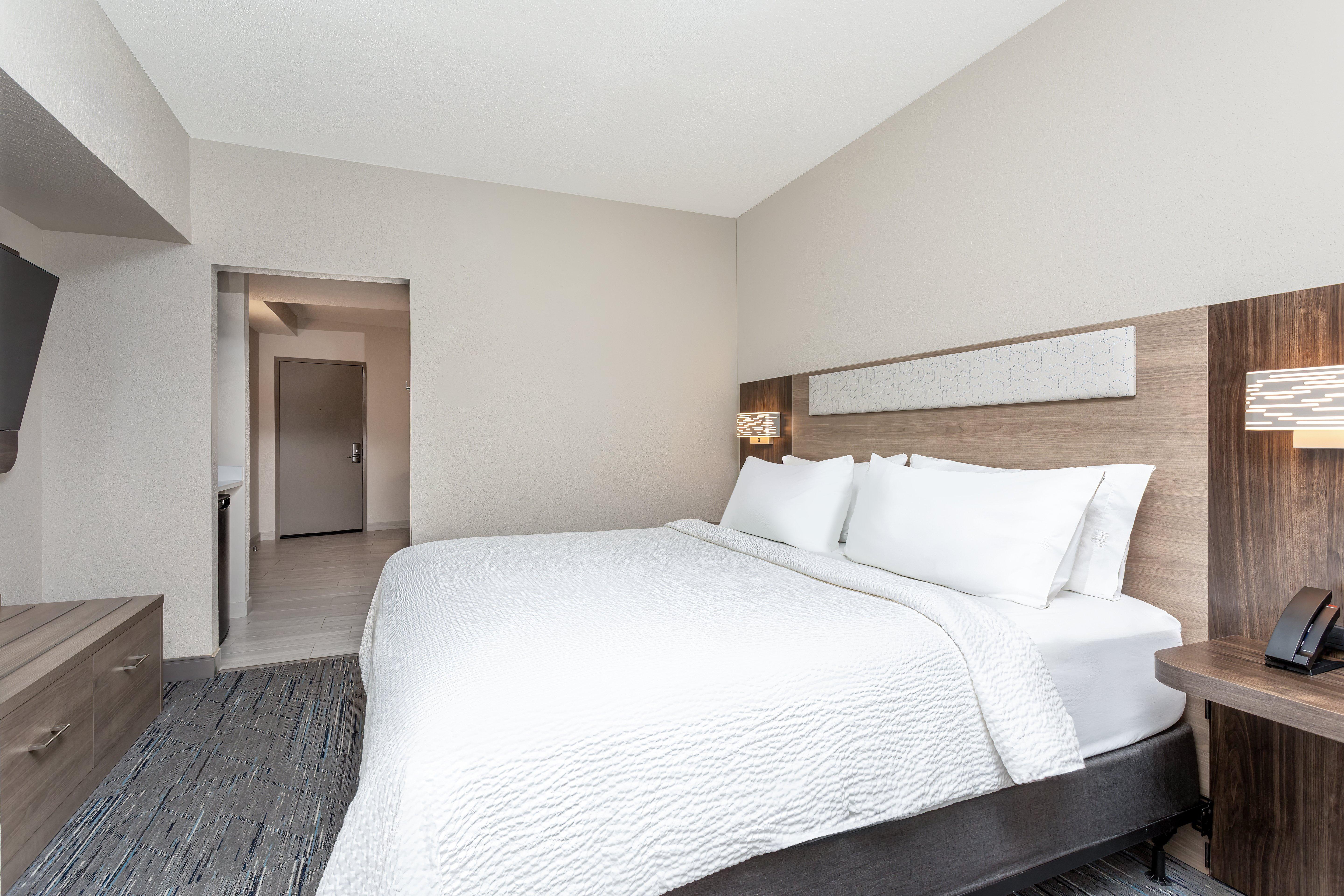 Suite King Bed One Bedroom 